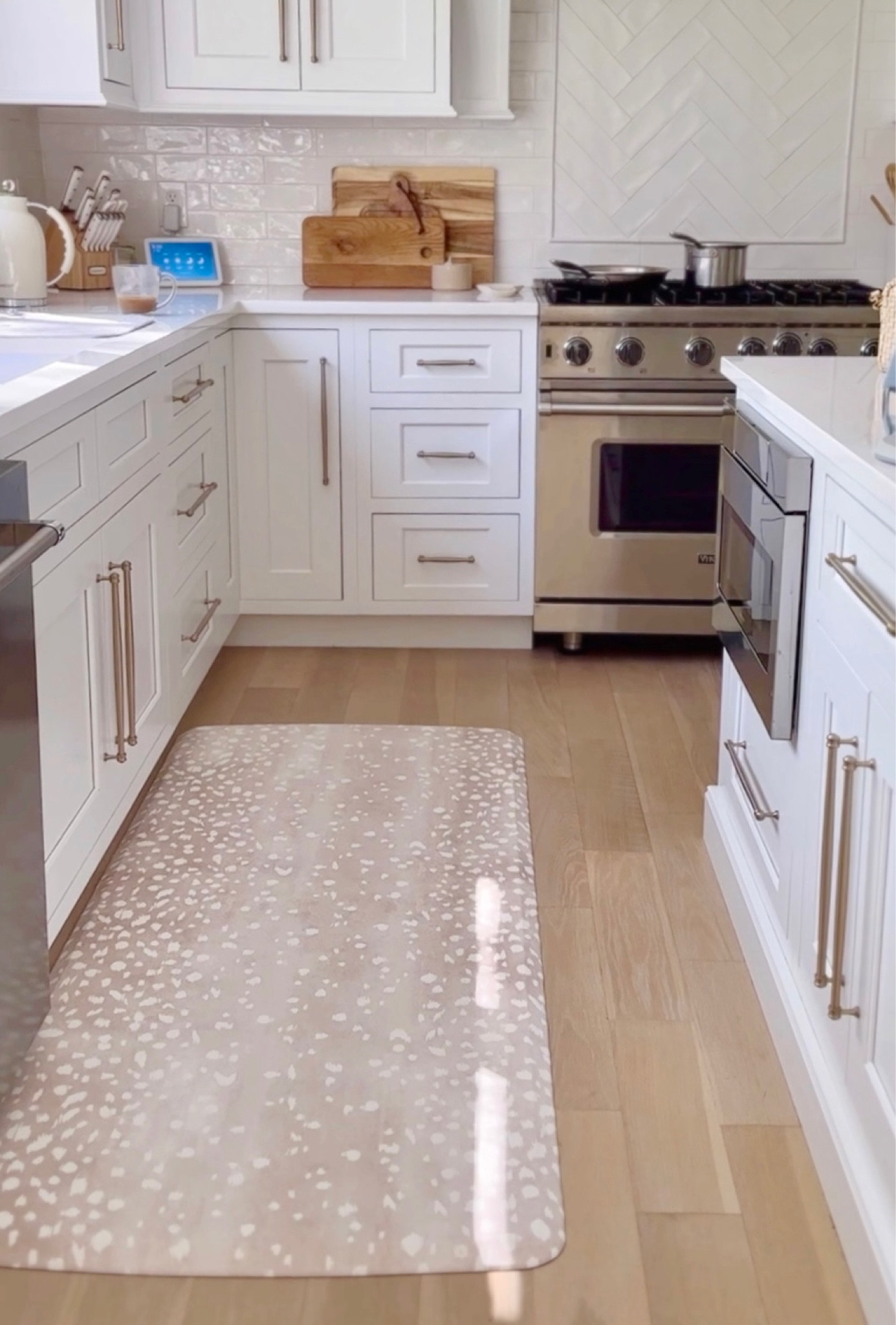 Not sure if this is a rug or waterproof bed but I’m really into it. Code taylizlou10 #kitchenrug #houseofnoa 

#LTKFind #LTKhome