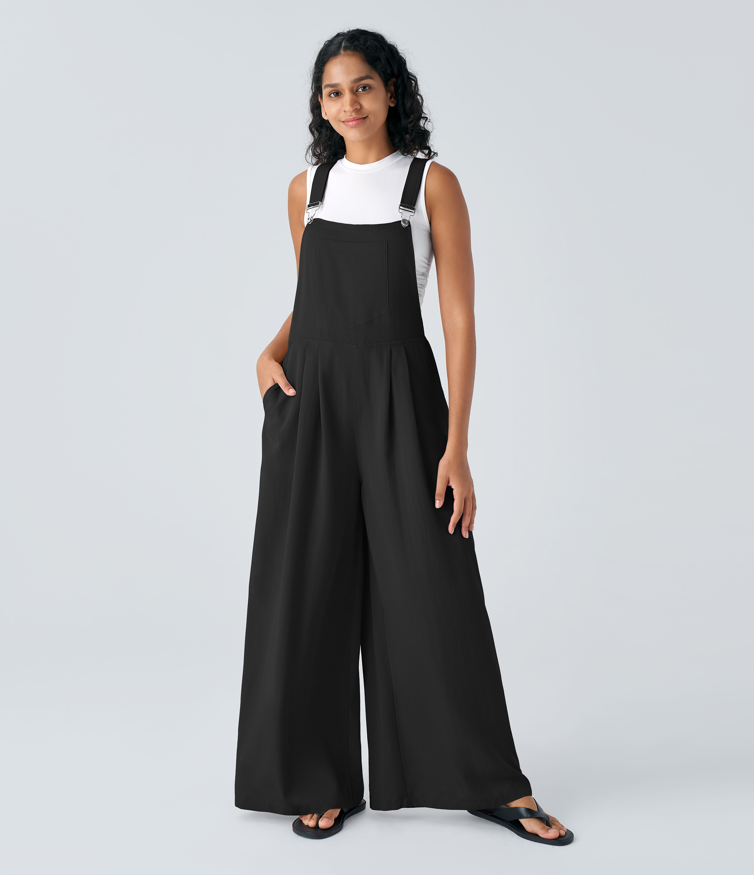Halara Adjustable Strap Multiple Pockets Wide Leg Resort Overalls - Black - S | HALARA