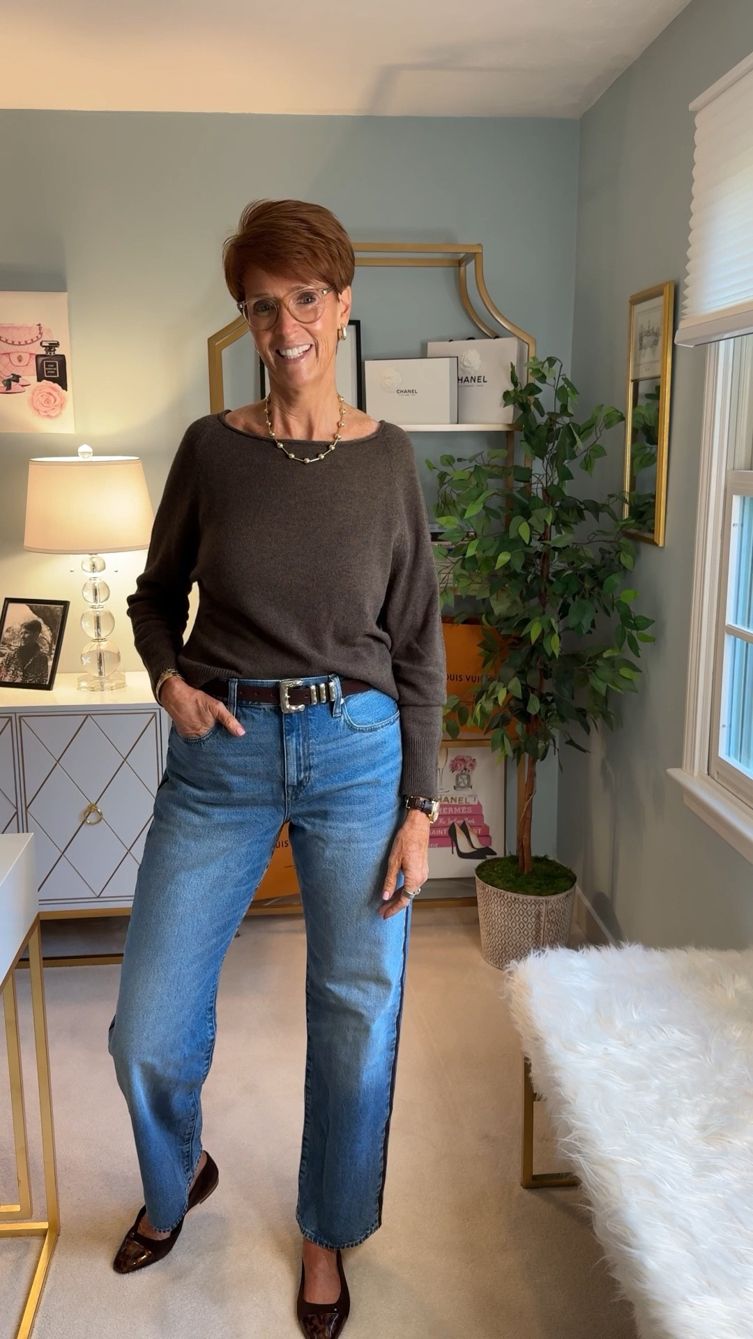 JCrew straight leg jeans size 30

Neutral layering always wins. Brown tones + denim = timeless and flattering.

#LTKTall #LTKOver40 #LTKootd