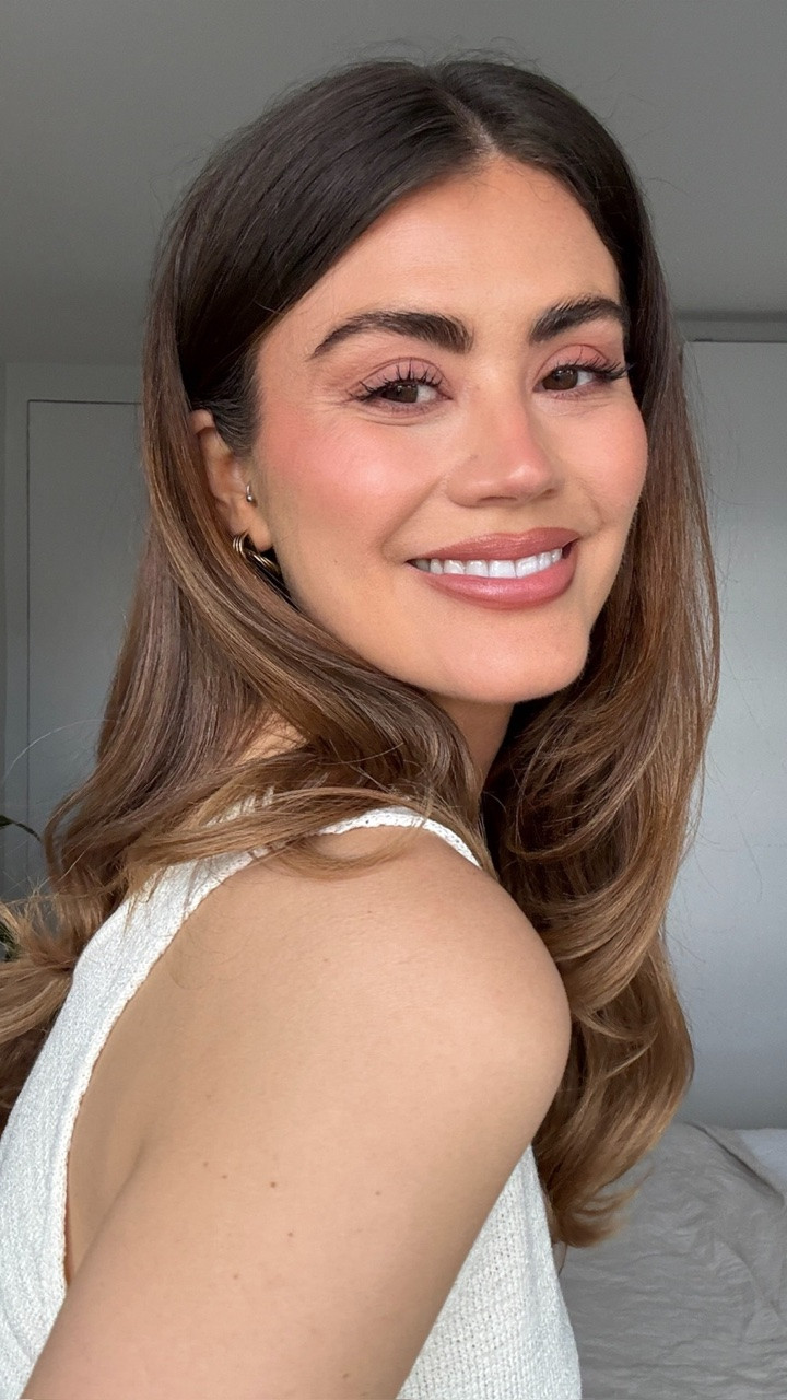 The lip combo to get you compliments.

Ysl shade - 10
Lip stick - shade ‘Zurich ‘ 
Lip liner - dark coco

#LTKspring #LTKuk #LTKbeauty
