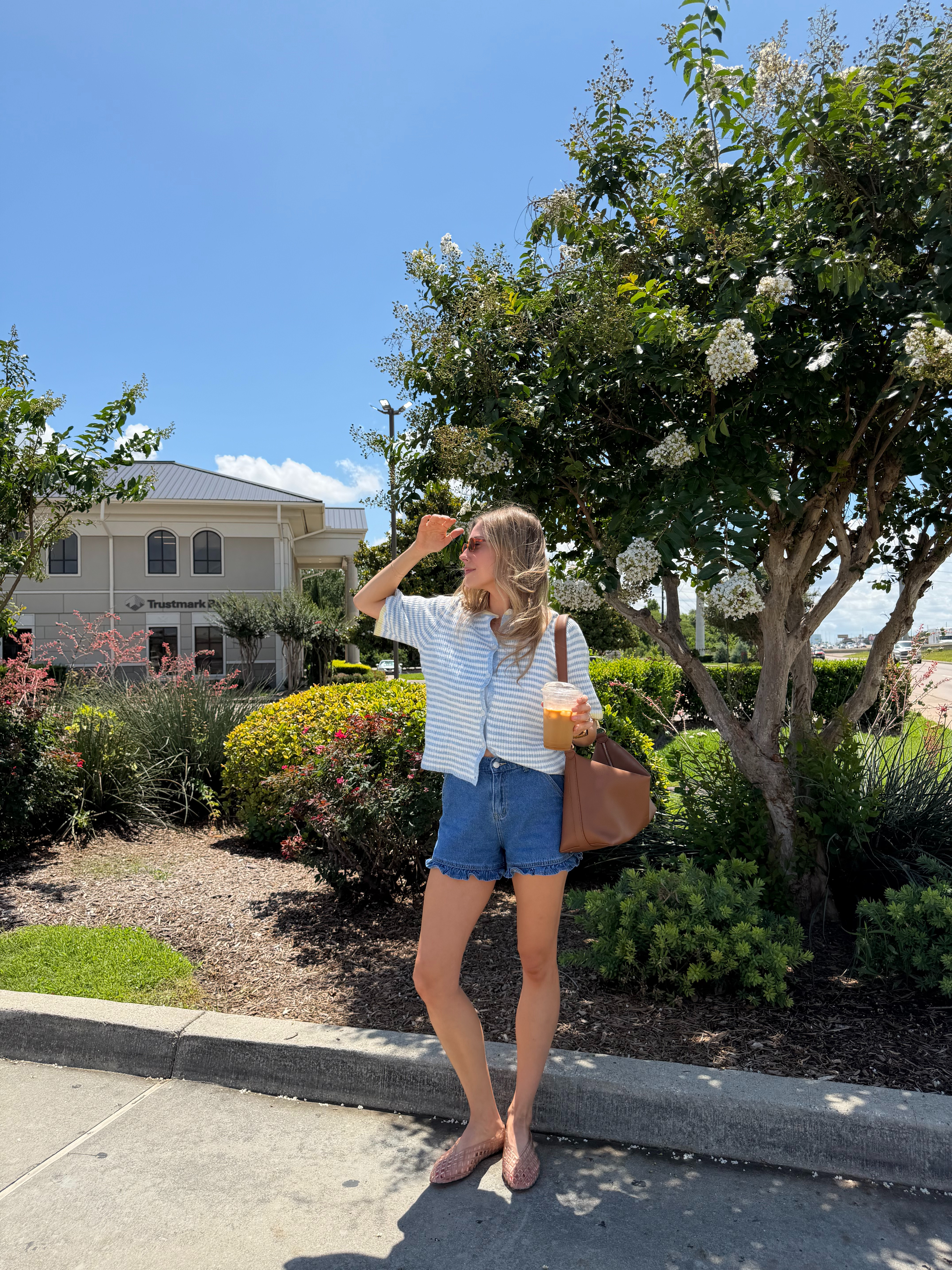 Nursing friendly summer striped cardigan! Small cardigan, 2 shorts  

 #LTKootd