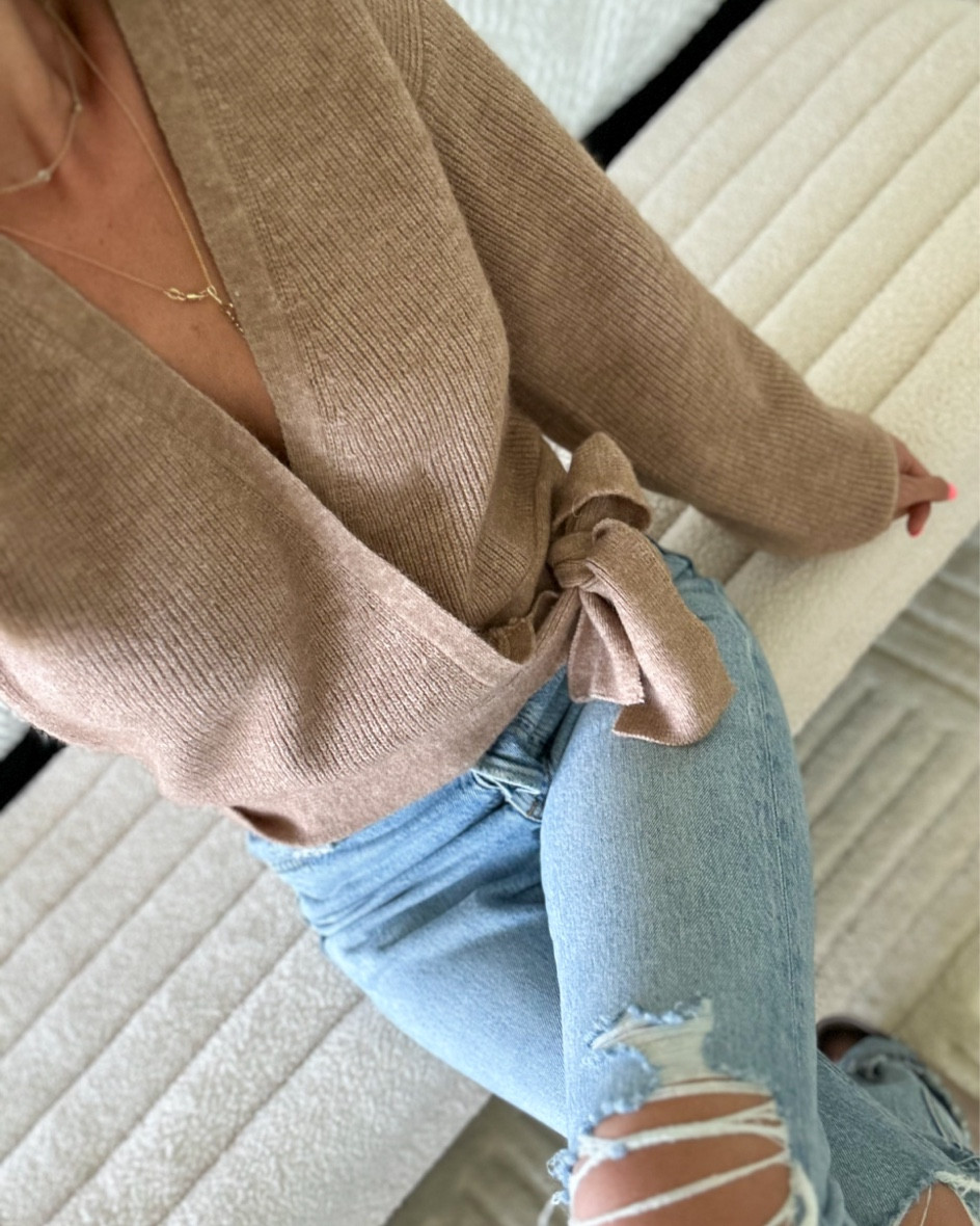 Wrap sweater on sale size XS jeans size 23 or 24 Nordstrom sale 

#LTKsalealert #LTKxNSale #LTKunder100