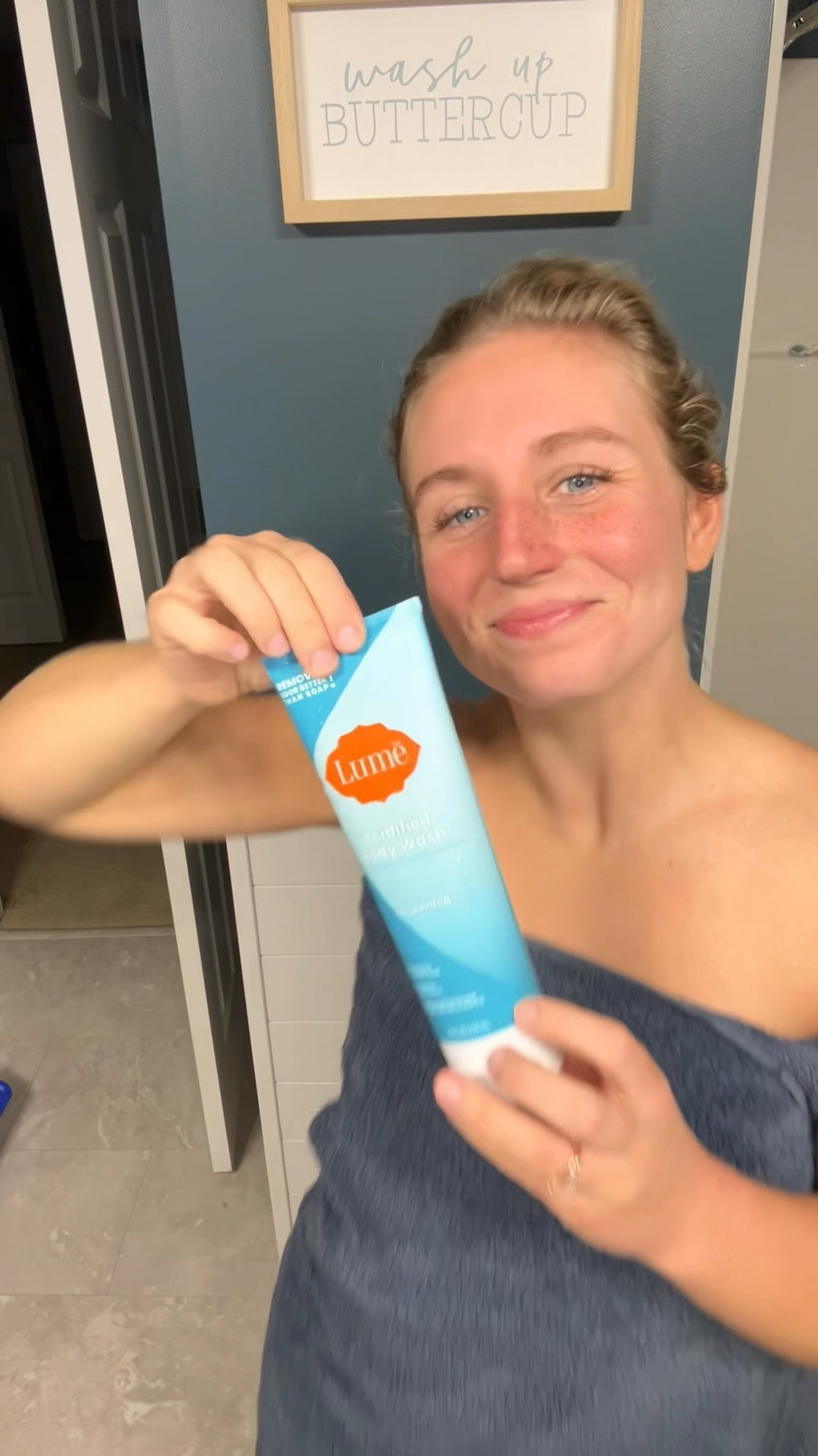 Okay, we’ve all seen @lumedeodorant , but did you know they have a body wash too? I decided to give it a try, and I’m so glad I did. It’s pH balanced and made with skin-safe ingredients, so it’s gentle but actually works. It’s been a lifesaver on those busy days with the kids and has definitely become a staple in my routine. If you’re into clean products that actually work, it’s worth checking out!

#skincareessentials #momlife #lume #bodywash

#LTKFindsUnder50