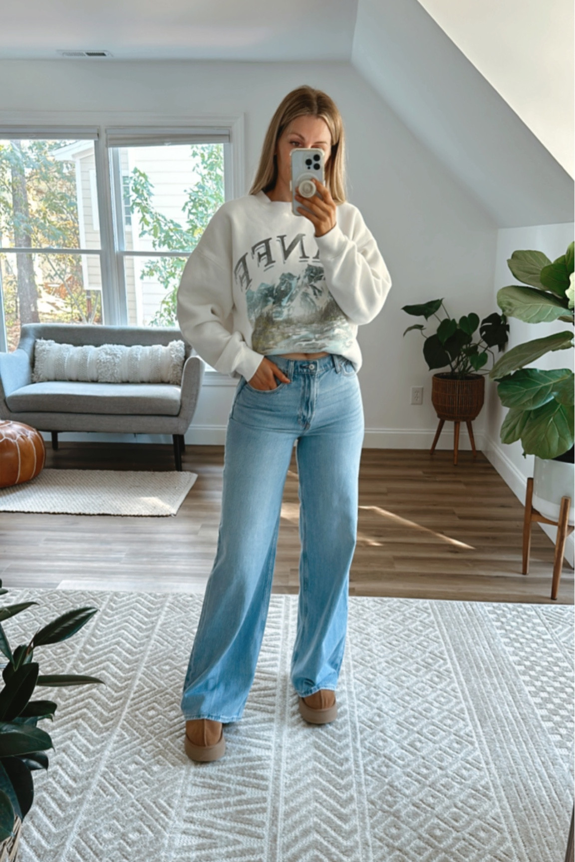 These wide leg, light and flowy Abercrombie jeans?!?! They’re AMAZING!!! I’m wearing the curvy sz 26L

#LTKHolidaySale #LTKGiftGuide #LTKfindsunder100