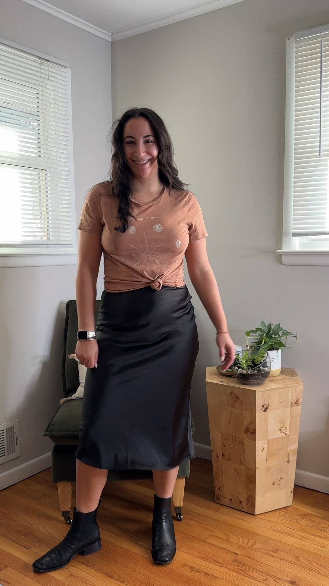 @ashleyflowers is known for starting @crimejunkiepodcast and @audiochuck (huge fan over here!!). 

I’ve been following her account for a couple years now and I love her style. I saw this outfit and I knew I had to recreate my own version!

What do you think???
___________________

#outfitrecreation #outfitreel #streetfashionstyle #silkskirt #blacksilk #nycstreetstyle #springoutfitideas #tshirtoutfit #stylingreel #midsizefashion #njblogger #nycblogger #crimejunkie 

#LTKmidsize #LTKstyletip #LTKfindsunder100