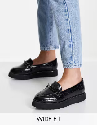 Simply Be chunky loafers with chain detail in black croc | ASOS | ASOS (Global)