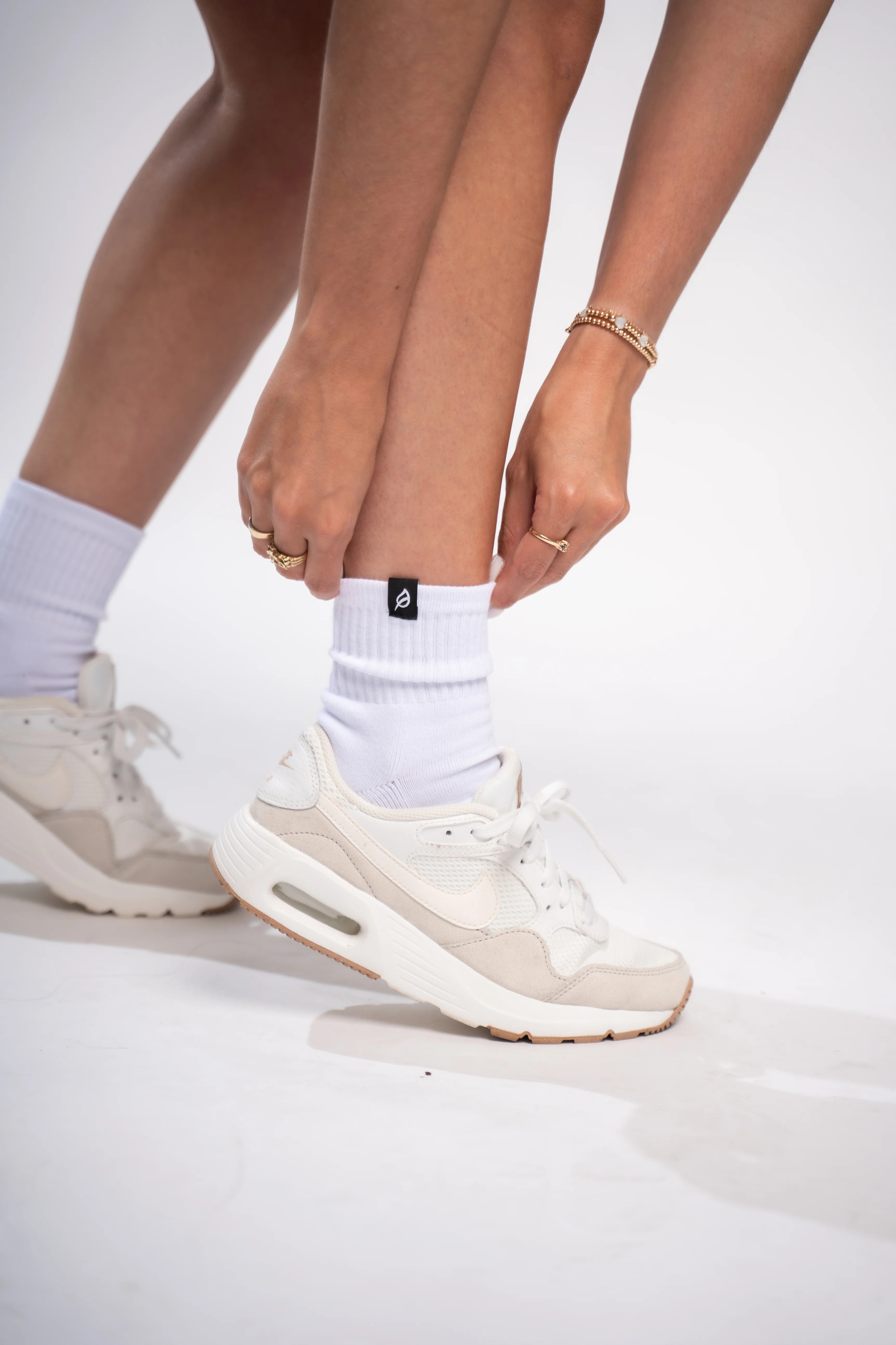 Quarter Crew Sock - Black (3 Pack) White | P'tula