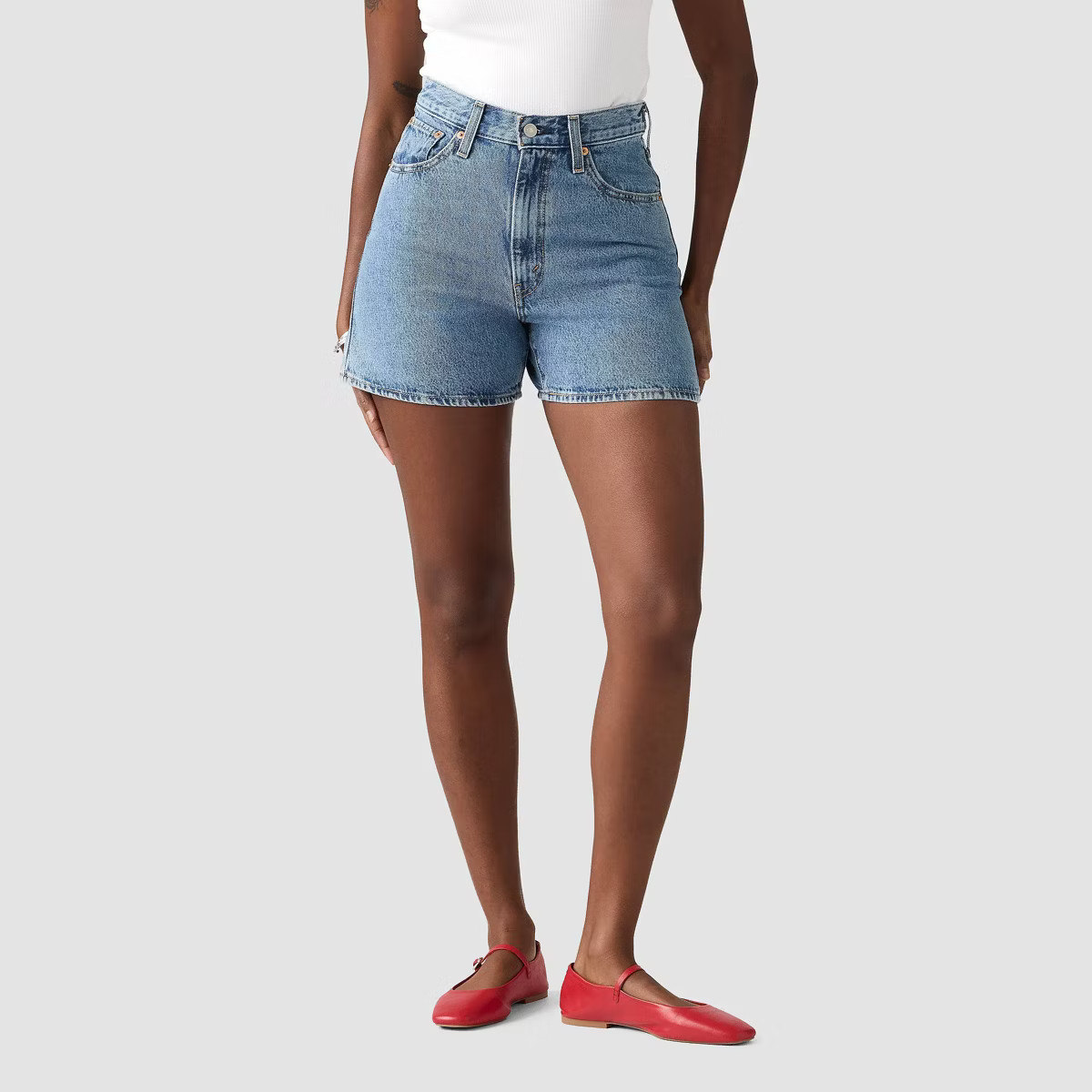 Levi's® Women's Cinch Mid-Thigh Shorts - Twisted Stone 29 | Target