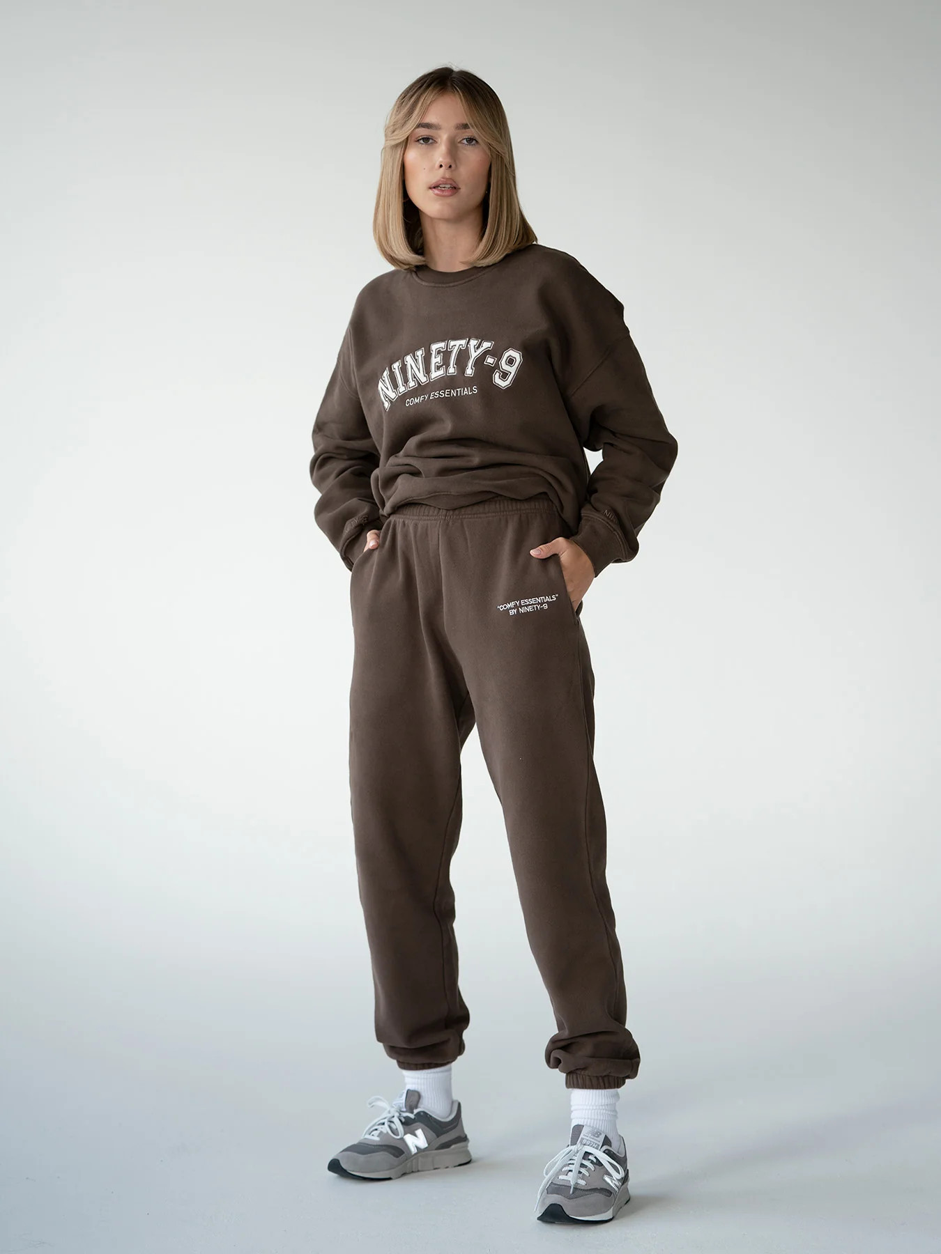 ESSENTIALS - Sweatpants  •  Brown | Ninety-9