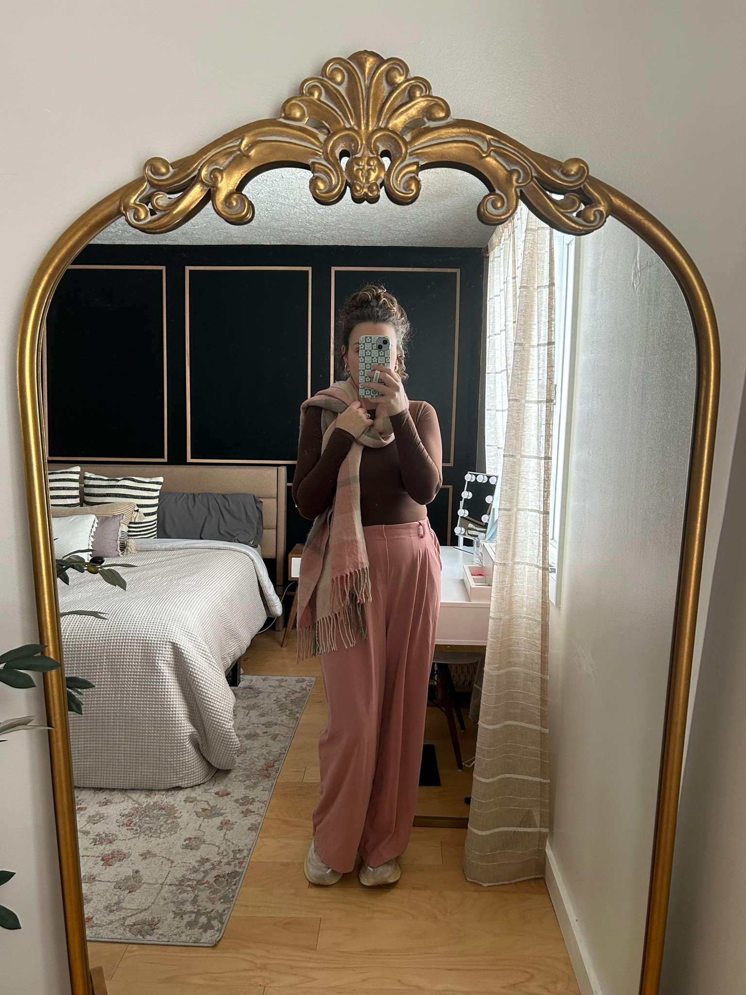 Halara dupe pants from Amazon
Abercrombie bodysuit 
Pink large scarf
Hoka Bondi 8 shoes in eggnog

#LTKfindsunder50 #LTKstyletip

#LTKSeasonal