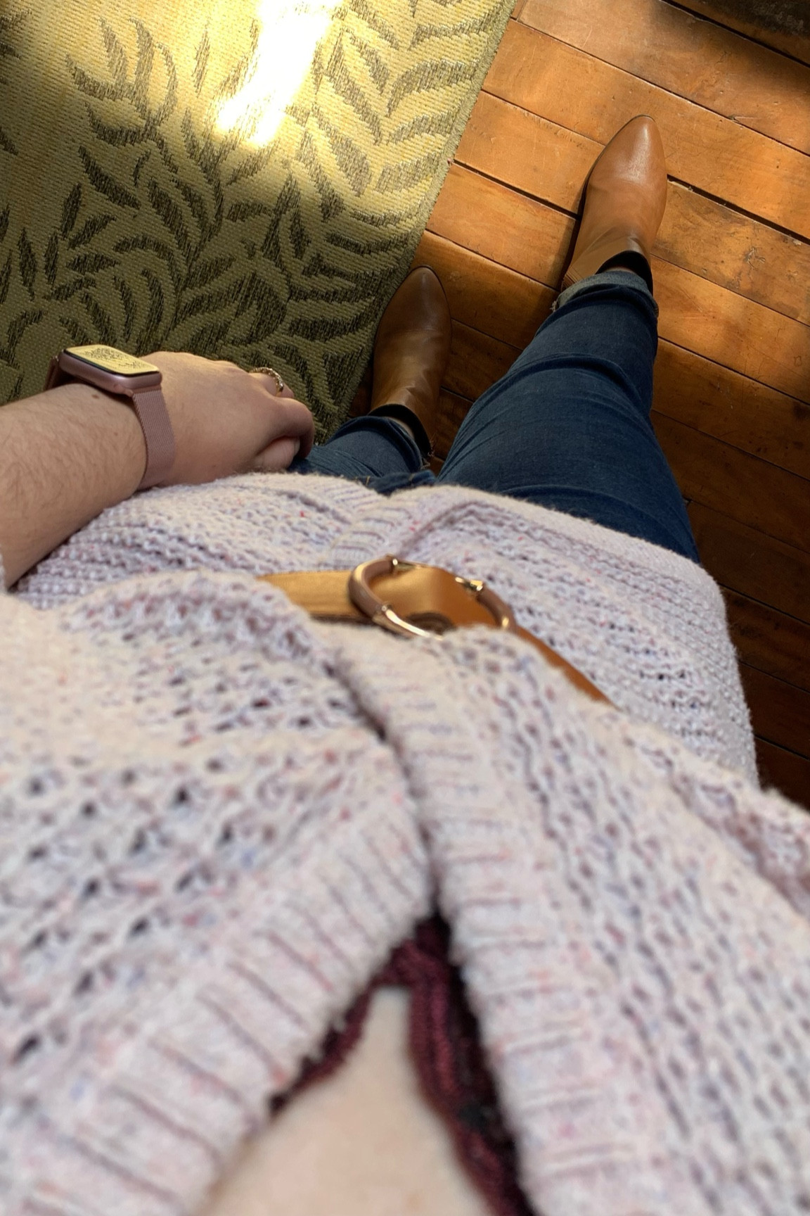 Inspiração do dia com tricot, cinto e bota 💅

#LTKstyletip #LTKworkwear #LTKbrasil