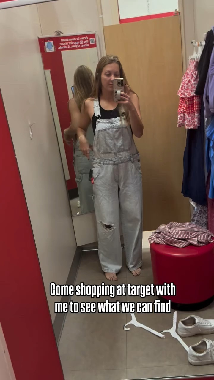 Hit up target today to try and find an outfit for a little weekend getaway and found some solid options. Maybe you’re looking for some, too! 

Linked (+ sizing) it all in my ShopMy 🤍