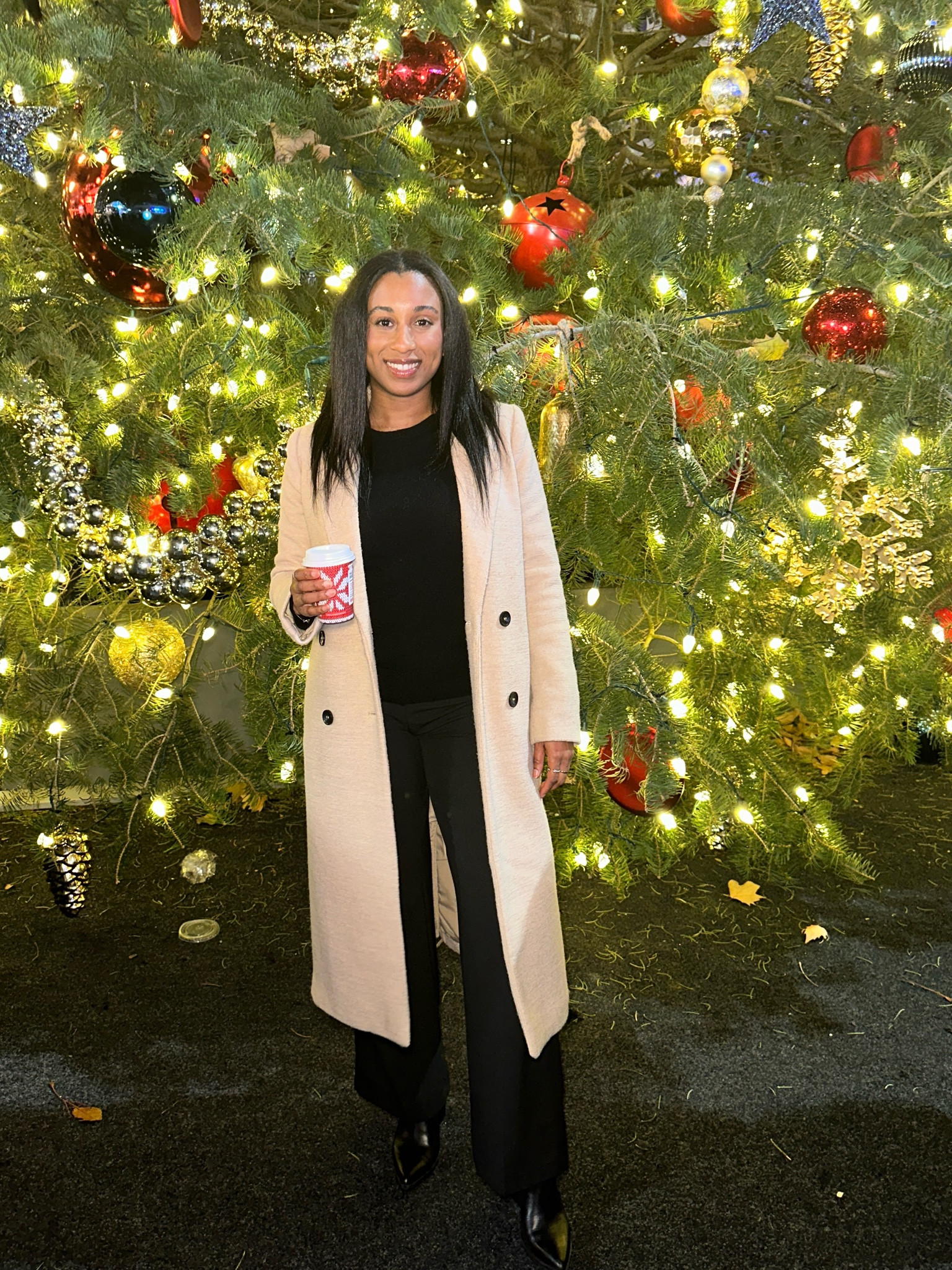 Christmas in NYC❄️🎄

#LTKstyletip #LTKshoecrush #LTKHoliday