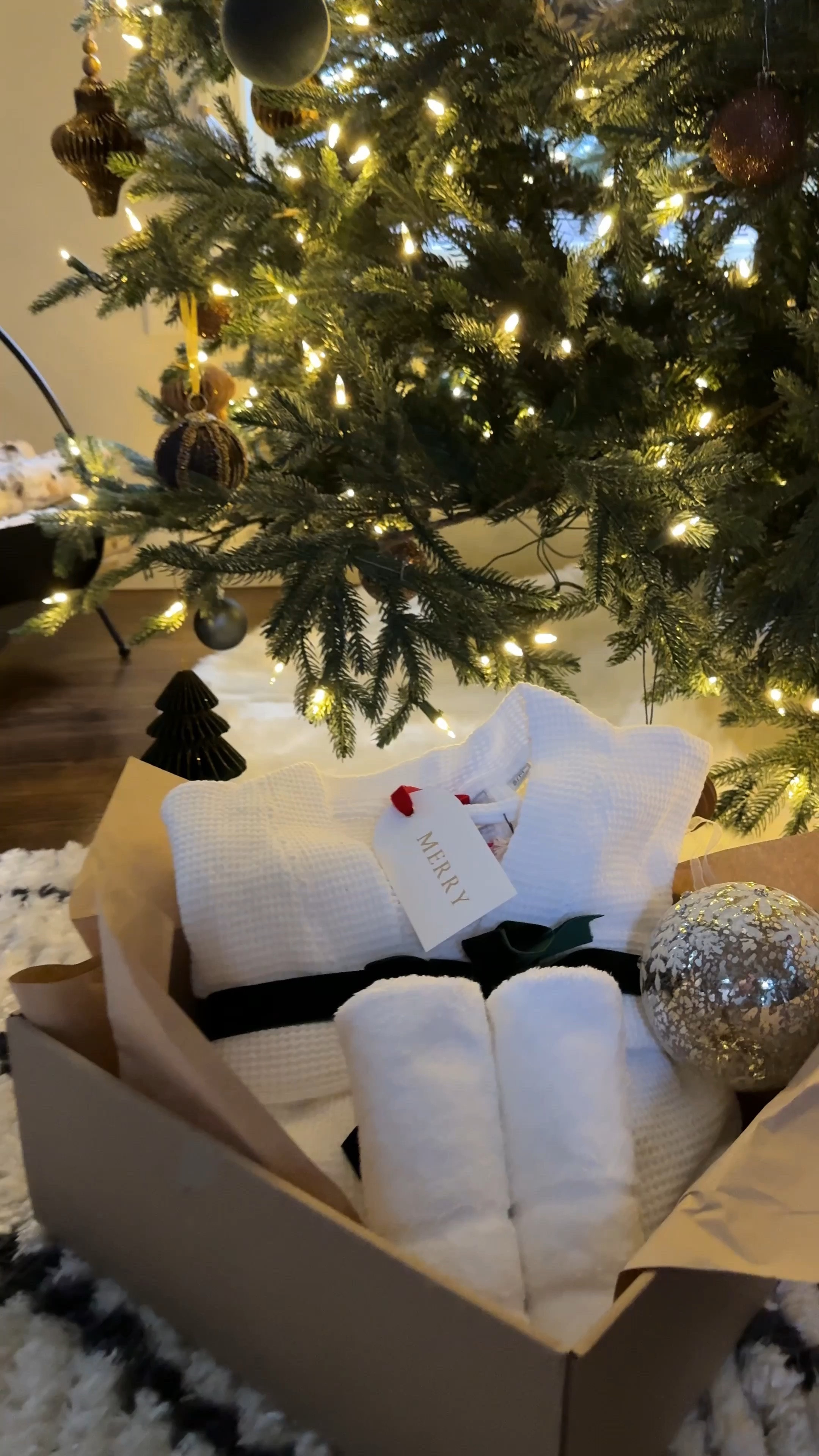 easy lux gifting options with cariloha - build a gift box using their bathroom necessities🎁 code MARISSAM30 for 30% off!

#LTKHoliday #LTKGiftGuide