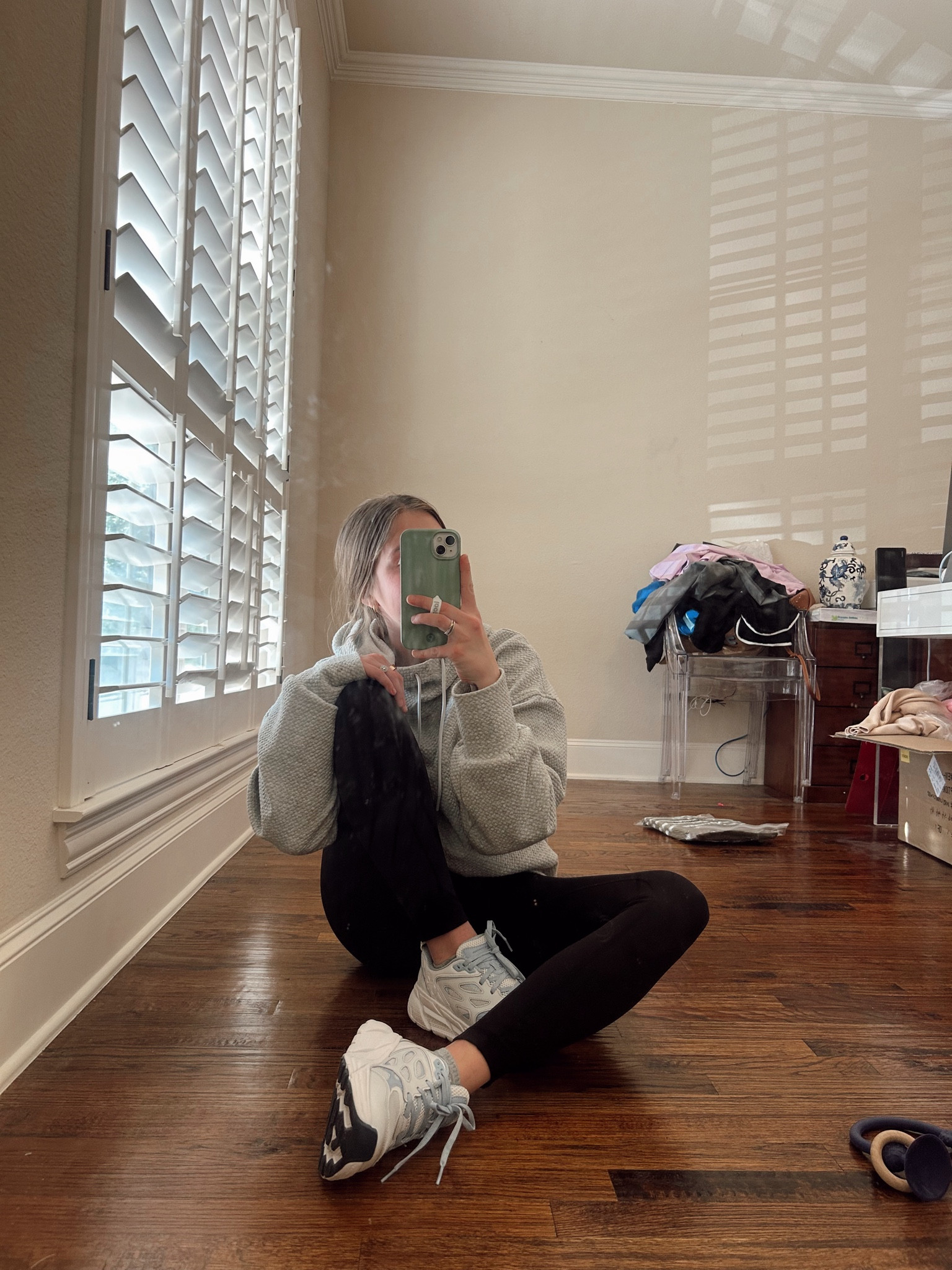 Mom uniform = athleisure wear!! Obsessed with my new shoes!! 

fashion//mom//trendy 

#LTKStyleTip #LTKActive #LTKFamily
