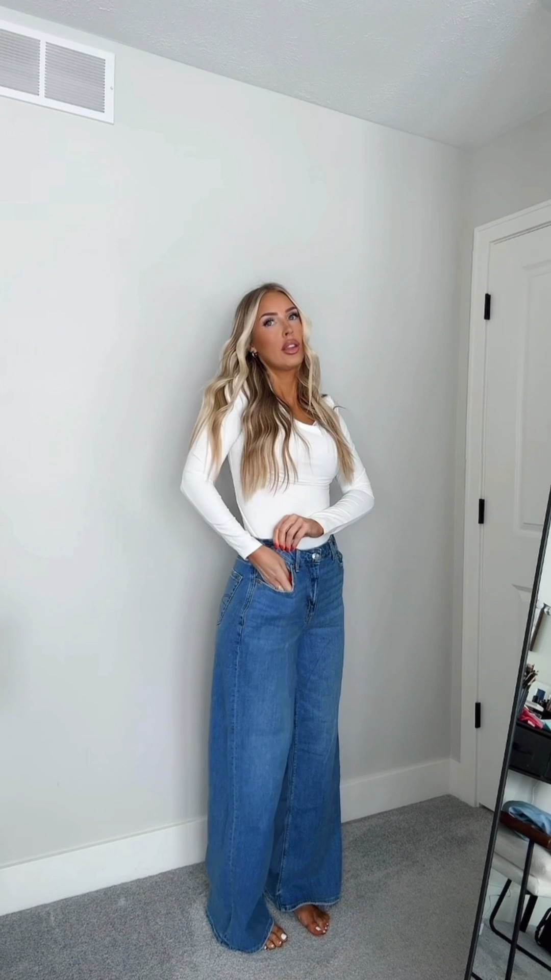 Easy mom outfit 🤎 (this vest from Abercrombie is sold out :/) linked other options below!

#LTKStyleTip #LTKFindsUnder50 #LTKFindsUnder100