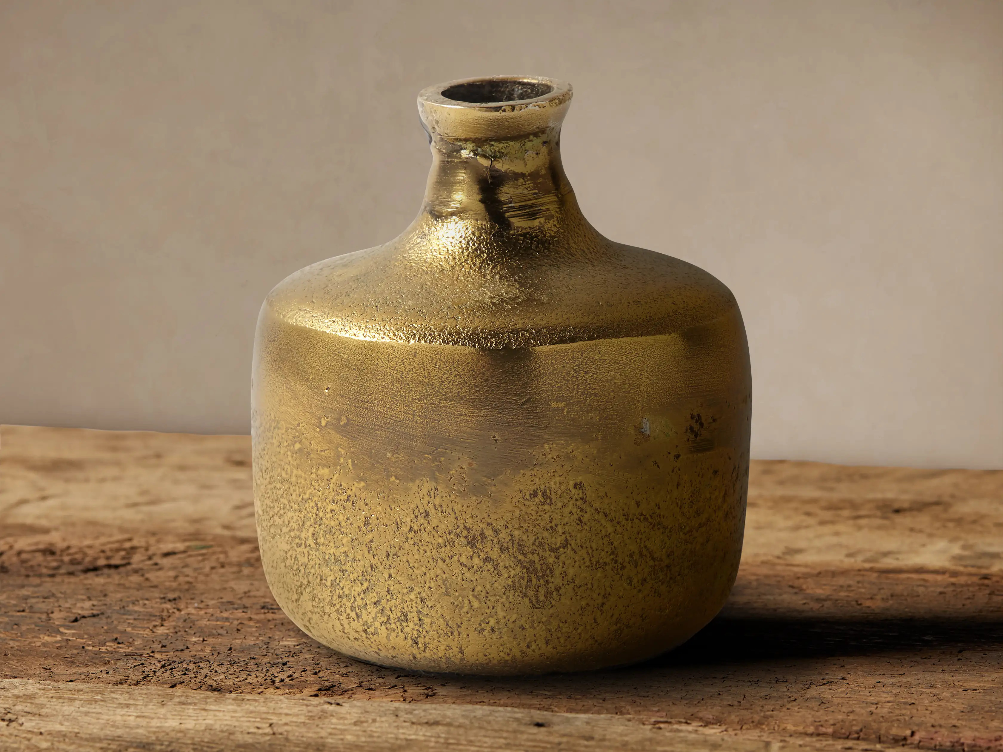 Lotus Bud Vase | Arhaus