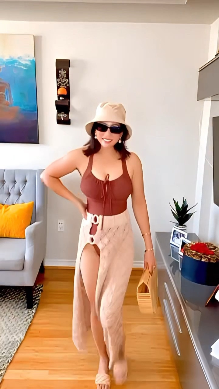 Beach Holiday Outfit Inspo
#swimsuit #swimfashion #beachlook


#LTKSale #LTKunder100 #LTKunder50