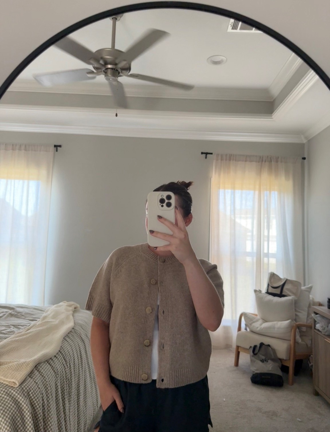 this target sweater!! i’m obsessed. wearing a M but think I may go exchange it for a L for more of an oversized fit? this is perfect for fall in the South! 

#LTKFindsUnder50 #LTKStyleTip #LTKSeasonal