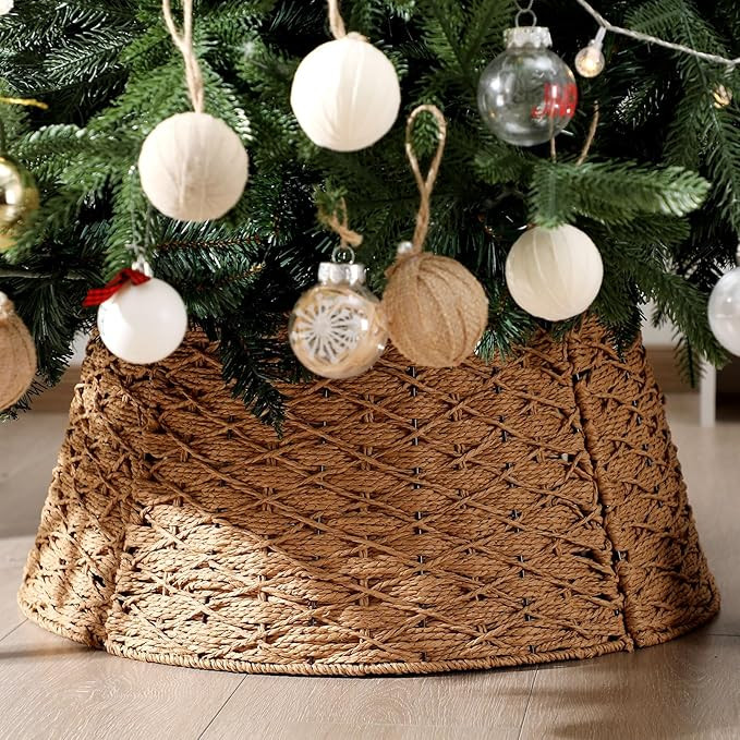 Poen Woven Rattan Christmas Tree Collar, Neutral Wicker Tree Skirt, 24 Inch Rustic Farmhouse Chri... | Amazon (US)