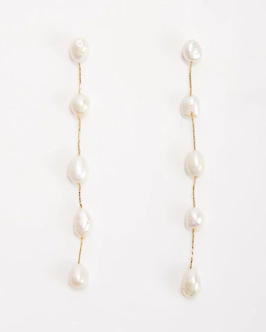 Quinn Pearl Drop Earrings | VICI Collection