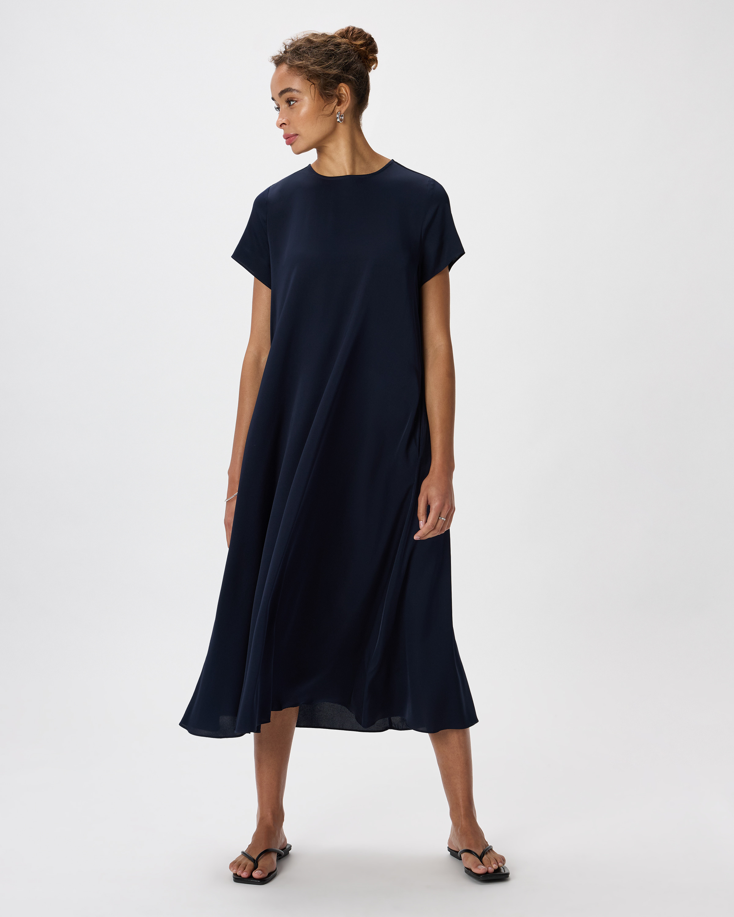 Quince | Women's Washable Stretch Silk Voluminous Maxi Dress in Black, Size Large | Quince