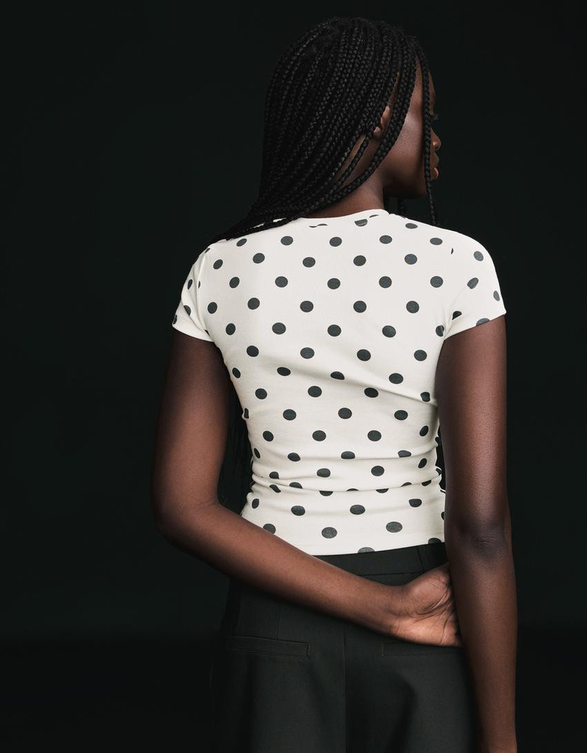 Short sleeve crew neck T-shirt - Women | Bershka GB