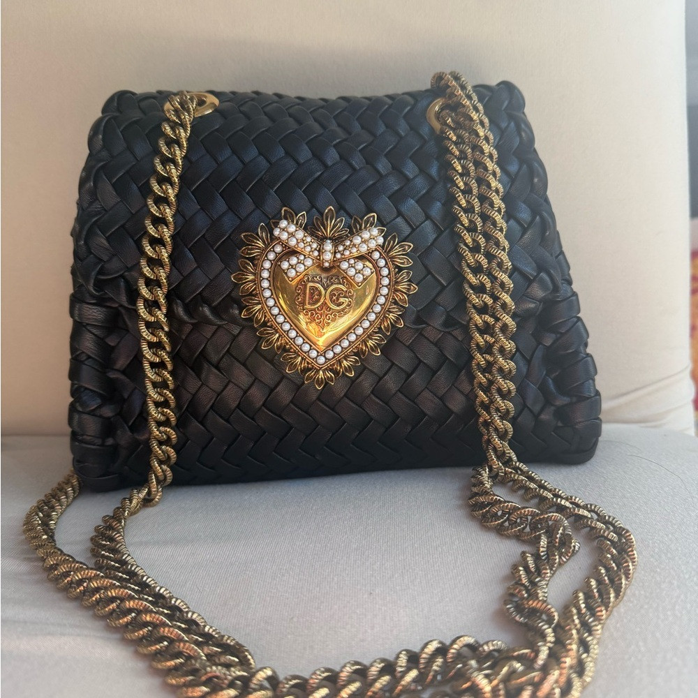 Dolce & Gabbana Black Woven Shoulder Bag with Gold Chain | Poshmark