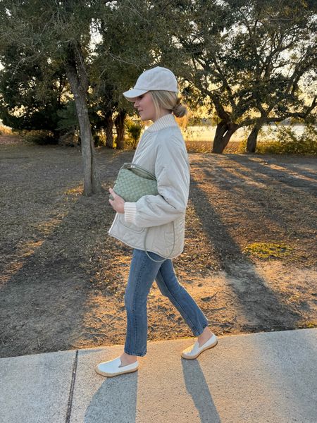 Weekend outfit for winter in the south. Love this reversible Varley jacket! Perfect for spring and winter in a warmer spot. 

#LTKSeasonal