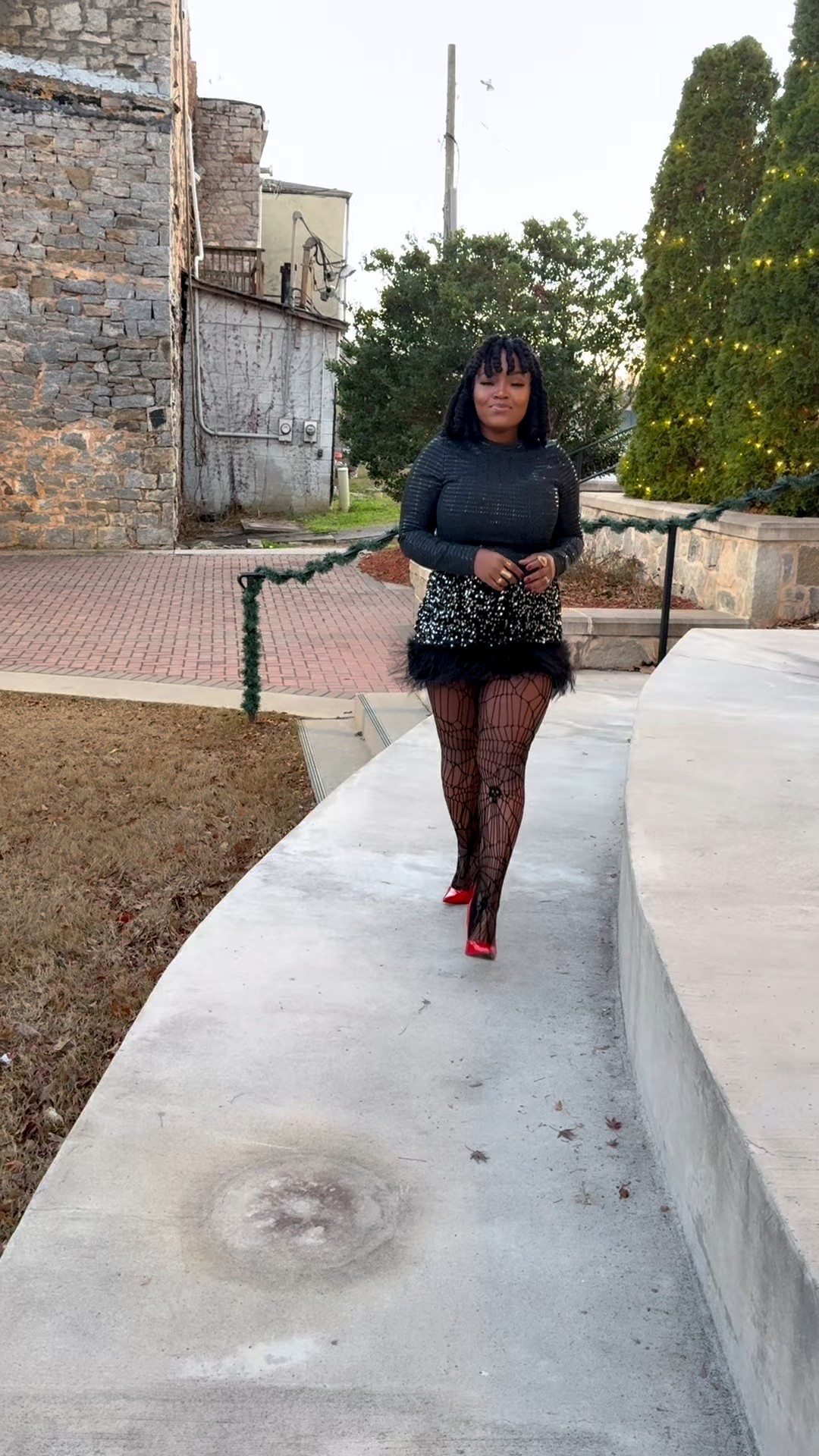 Walking into the BEST season of my life ✨🥂
Confidence high, goals clear, and this sparkle NYE outfit is doing exactly what it’s supposed to do — making me feel AMAZING.
I linked this look on LTK so you can shine right into your next chapter too!

#newyearseve #nyeoutfit #sparkleoutfit #newyearenergy #maincharacter #confidenceglow #LTKfashion #LTKfinds #LTKsale #shoppingfavorites #onlineshopping #ShoppingWithPriiincesss #Atlantamom #AtlantaCreator #Atlantacontentcreators

#LTKBeauty #LTKHoliday