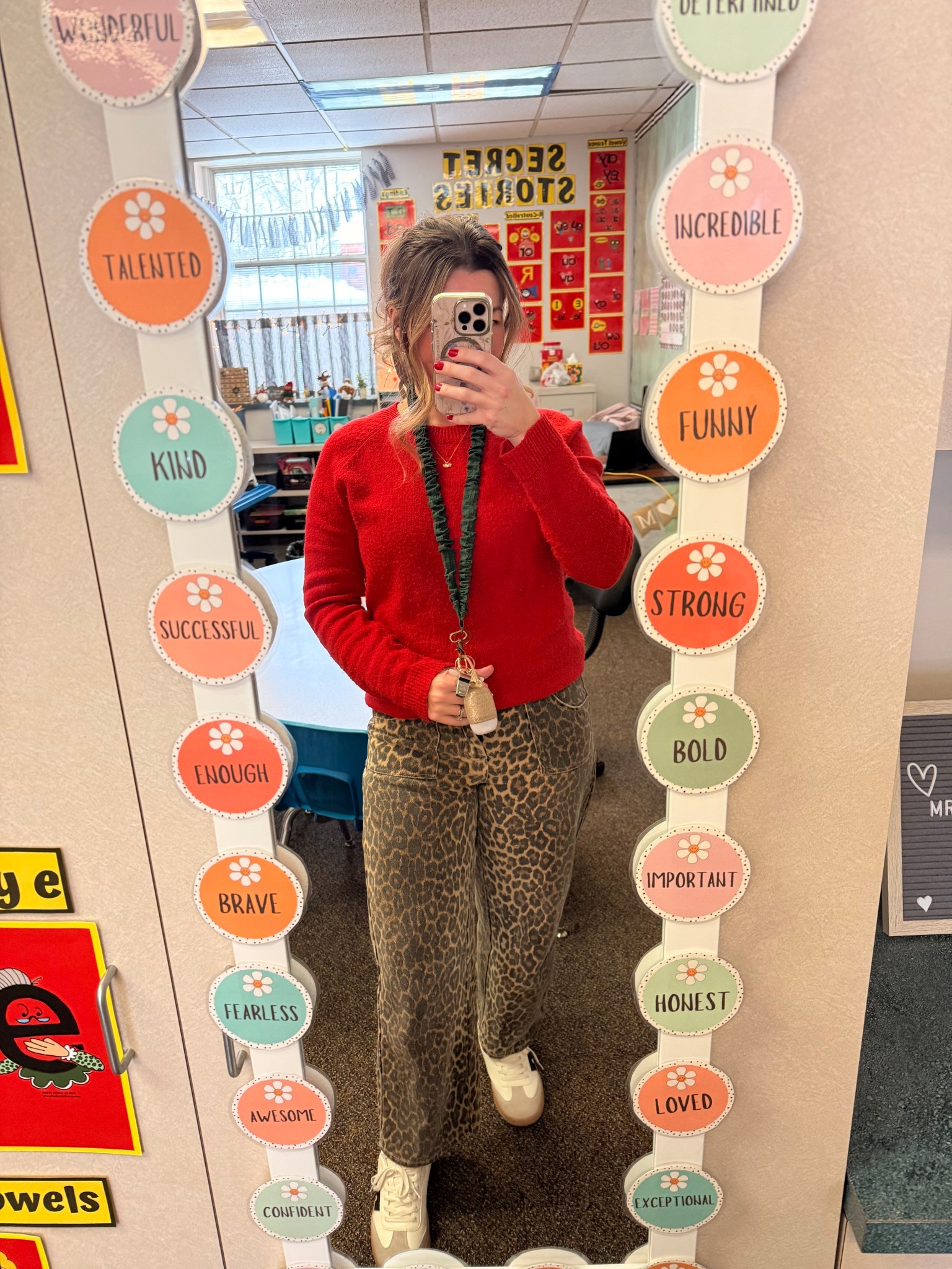 Holiday Teacher OOTD👩🏼‍🏫🎄

#LTKootd #LTKHoliday #LTKdayinmylife
