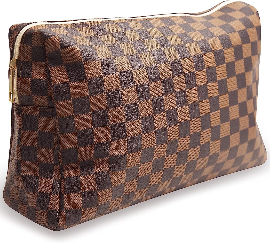 Checkered Travel Makeup Bag,FAHZON Vegan Leather Large Retro Cosmetic Pouch, Toiletry Travel Bag ... | Amazon (US)