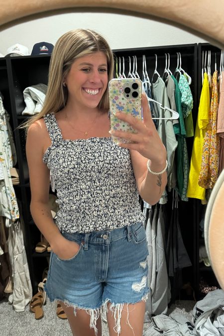 Perfect spring & summer top from Old Navy!


Spring Outfit | Summer Outfit | Vacation Outfit 

#LTKSeasonal #LTKfindsunder50 #LTKstyletip