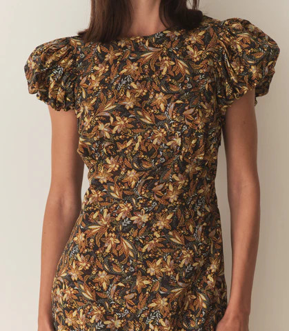 DÄ?EN Rhodia Dress -- Noir Narcissus Floral - Size - M Cotton Print Floral Print Fitted Prairie Vintage-inspired Effortless | DOEN