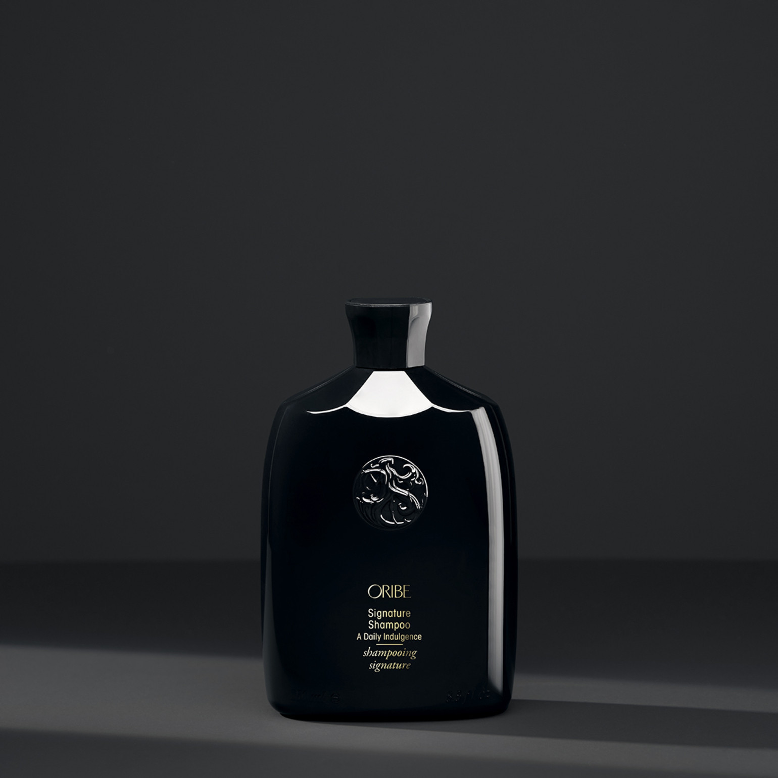 Signature Shampoo | Oribe Hair Care
