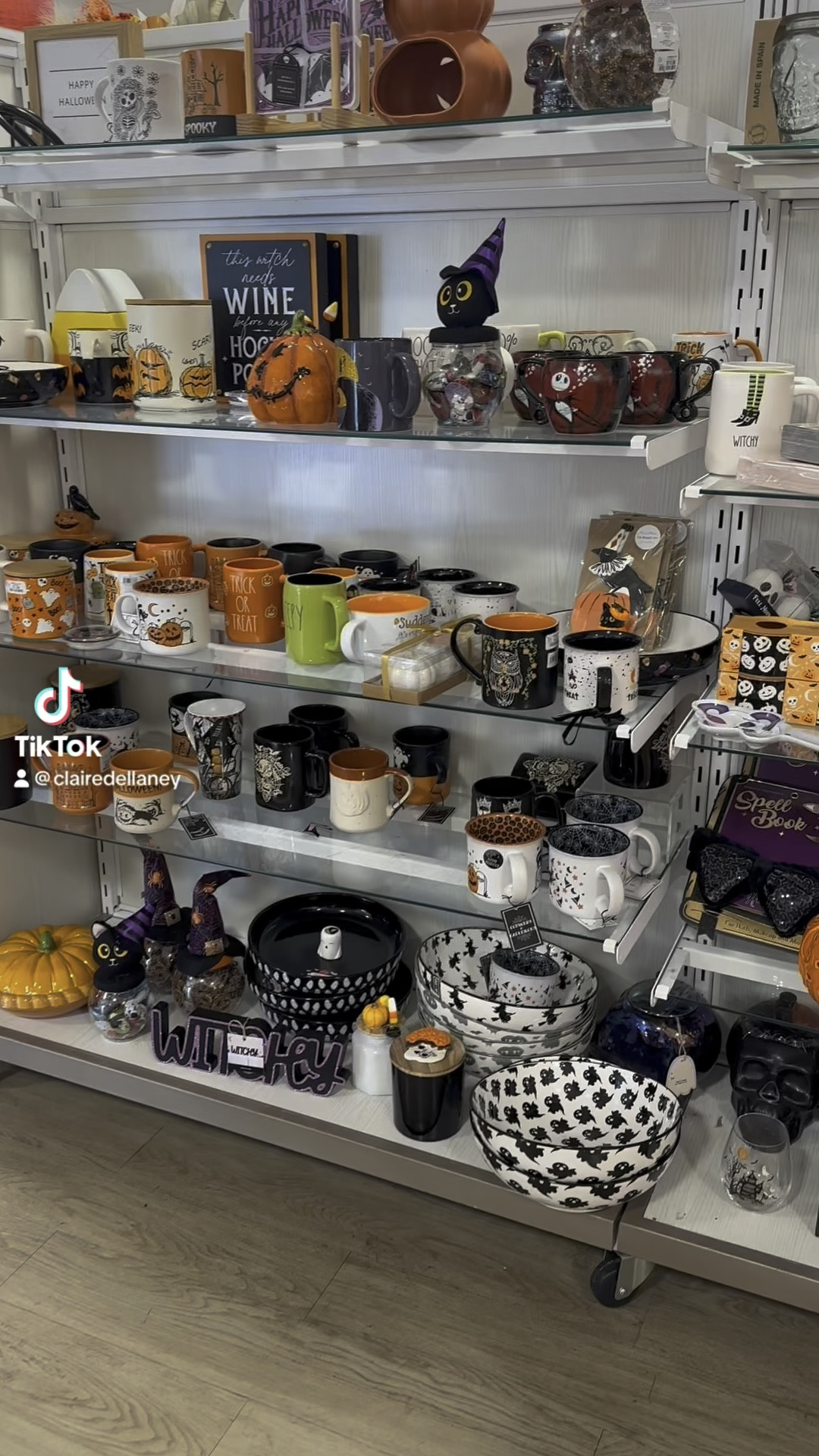 Some cute Halloween decor! 

Halloween decor, Homegoods Halloween, Homegoods finds, halloween home, holiday decor 

#LTKHalloween #LTKSeasonal #LTKfindsunder50