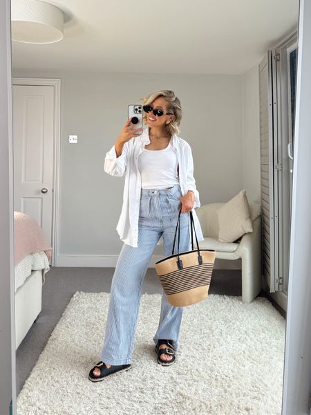 Stripe jean summer outfit ideas 

#LTKeurope #LTKstyletip #LTKSeasonal