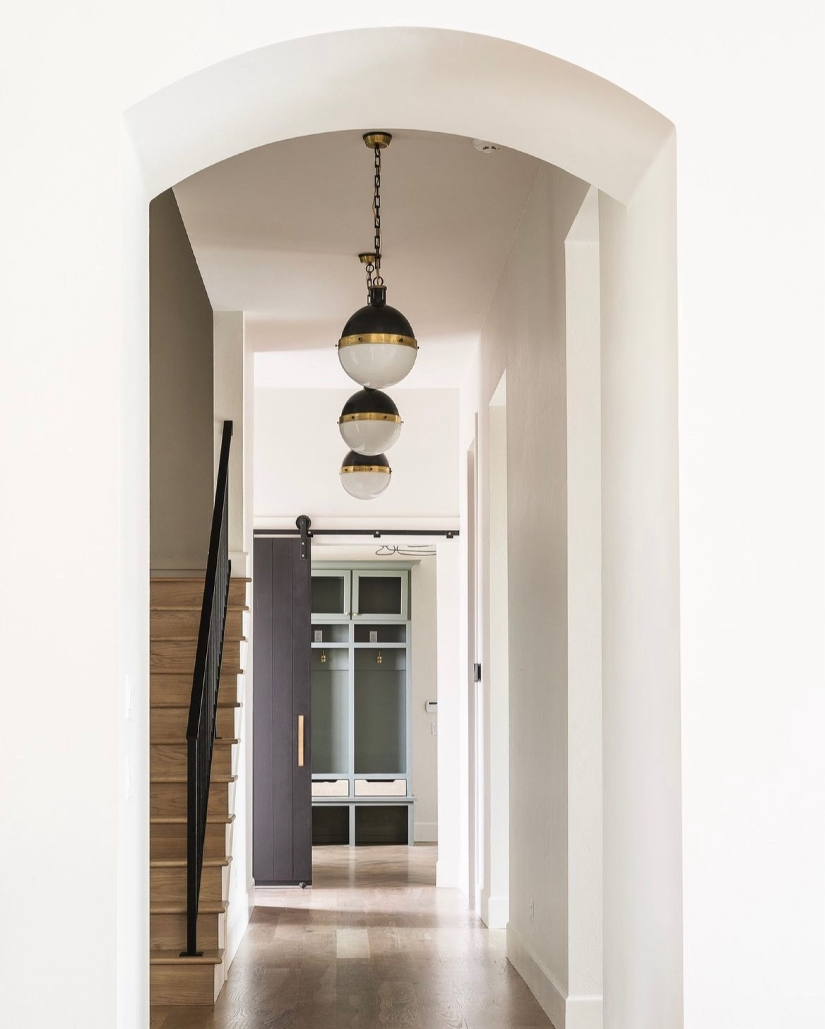 Hallway dreams!🤍 
Designer: @micahabbanantodesigns
#timelesswithanedge
#micahandco

#LTKFind #LTKhome #LTKstyletip