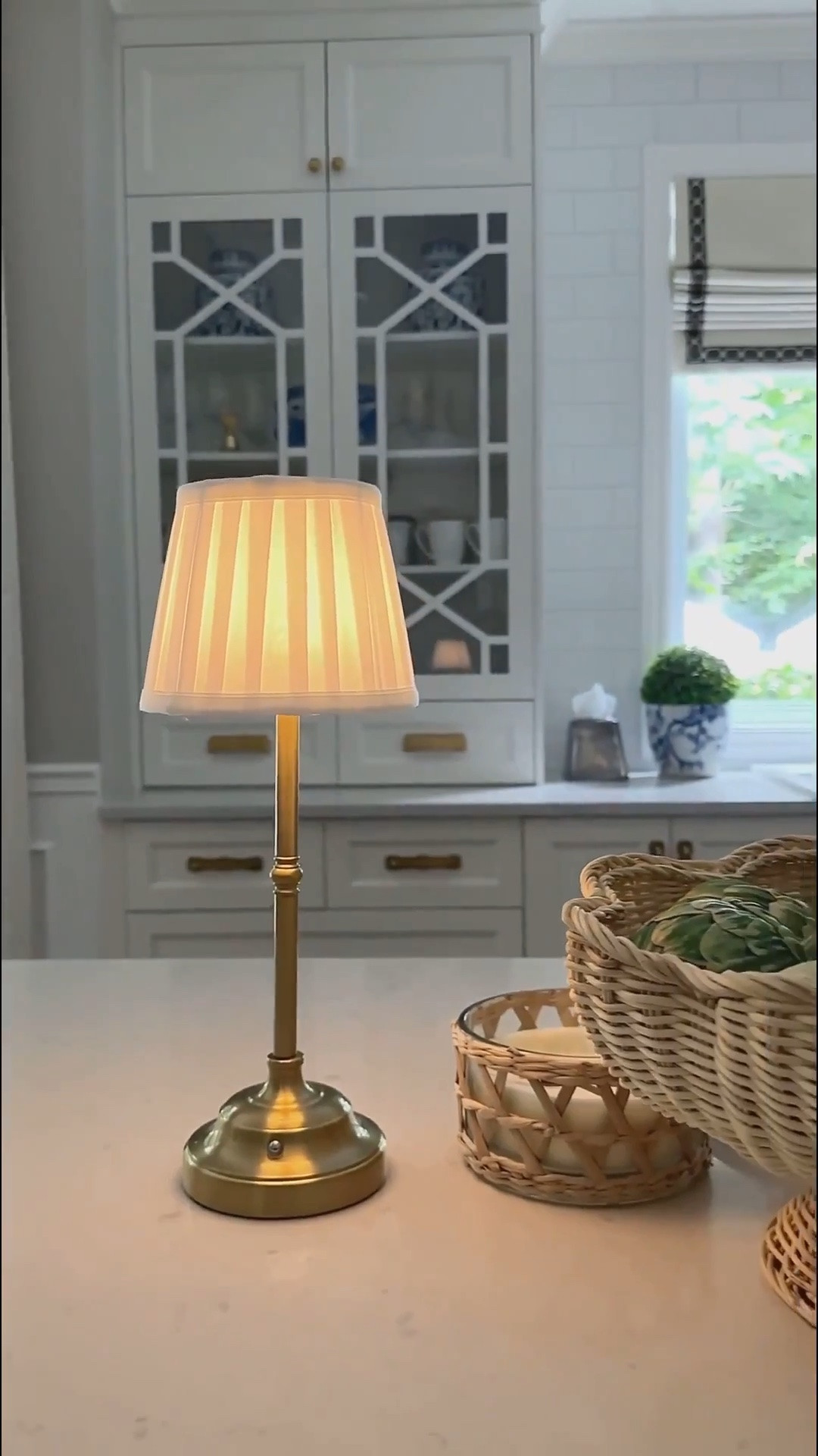 Chic little rechargeable cordless lamps! Gorgeous for outdoors, a tablescape or a little corner you want to light up!