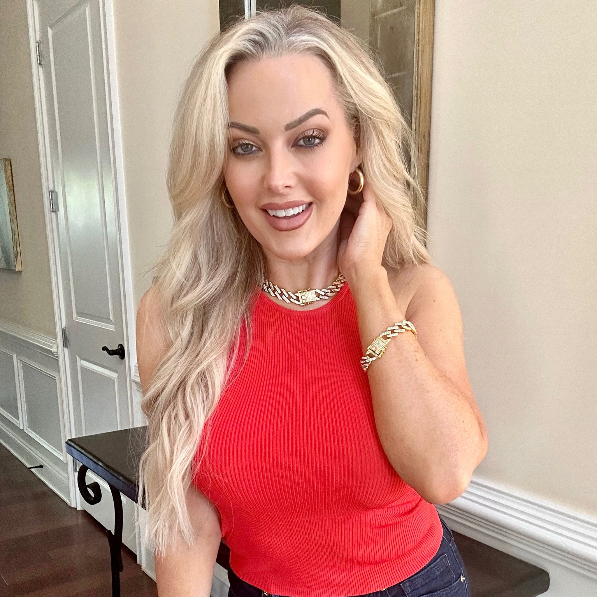 Cuban Link Chain Necklace & Bracelet.  Fitted Crew neck tank ♥️

#LTKbeauty #LTKGiftGuide #LTKFind