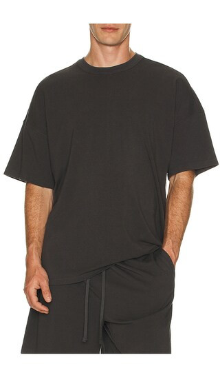 SKIMS Jersey Oversized T-Shirt in Grey. - size L | Revolve Clothing (Global)