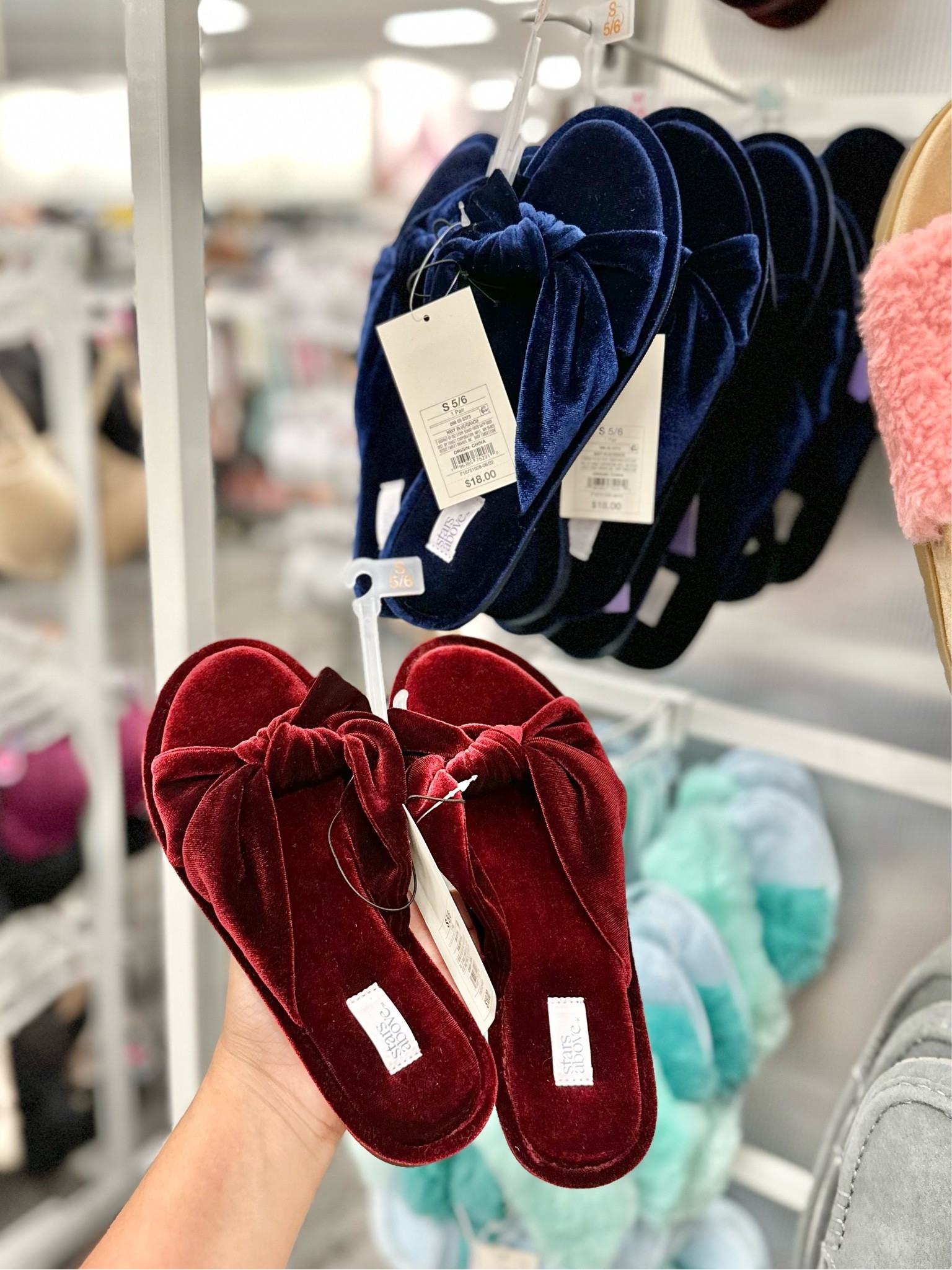 New Stars Above slippers!

#LTKSeasonal #LTKHoliday #LTKunder50