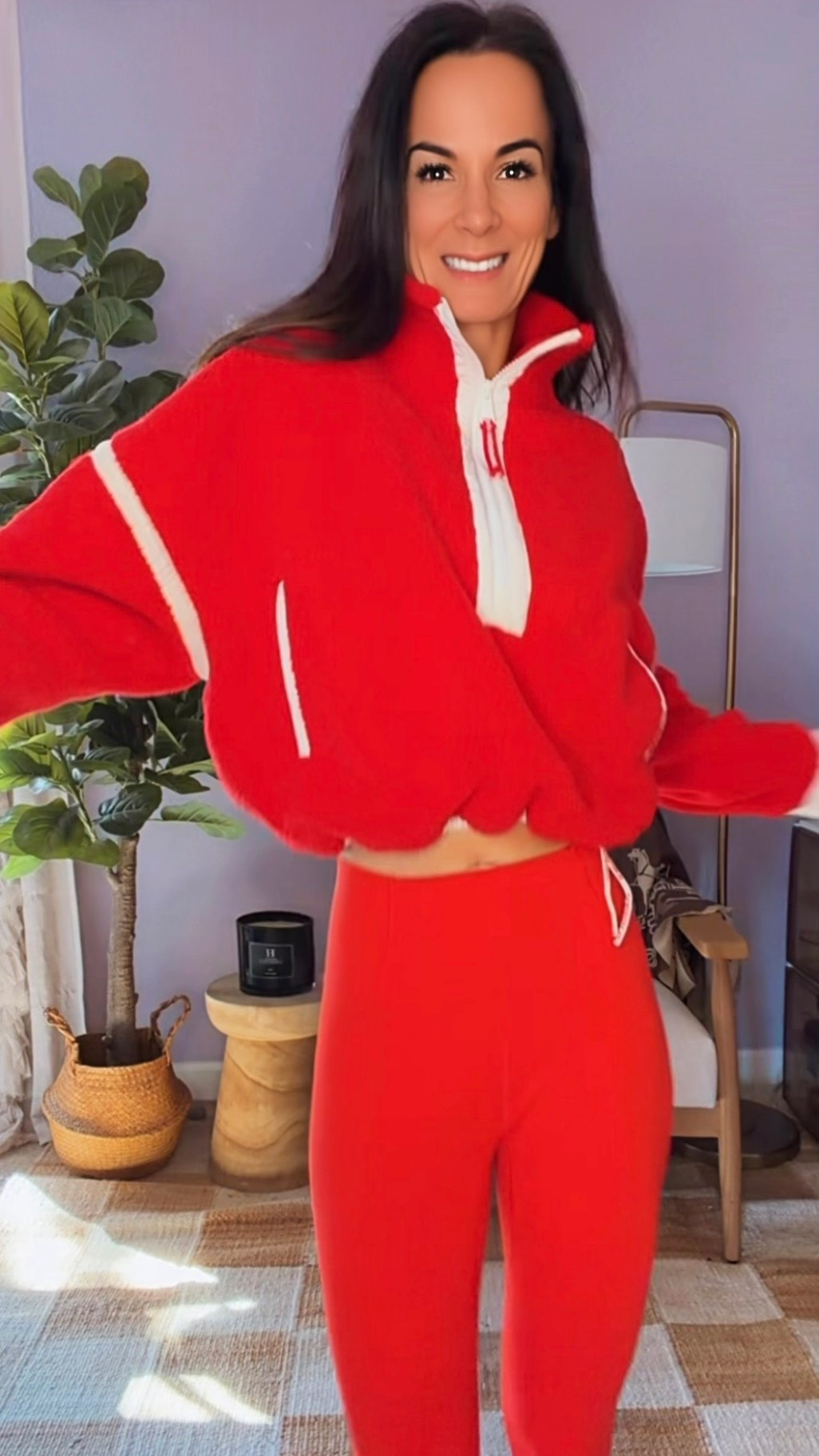 Activewear that refuses to stay in the gym.

Wore this to move my body…
Kept it on to run errands, grab coffee, and pretend I had my life fully together ☕️

Same fit, multiple colorways, zero hesitation.

If it’s comfy and cute enough for real life, it’s a yes from me.

Wearing XS

#NicoleColeeStyle
#ActivewearEverywhere
#StyledForRealLife
#ErrandsInStyle
#FitnessFashion



#LTKValentine #LTKdayinmylife #LTKgrwm