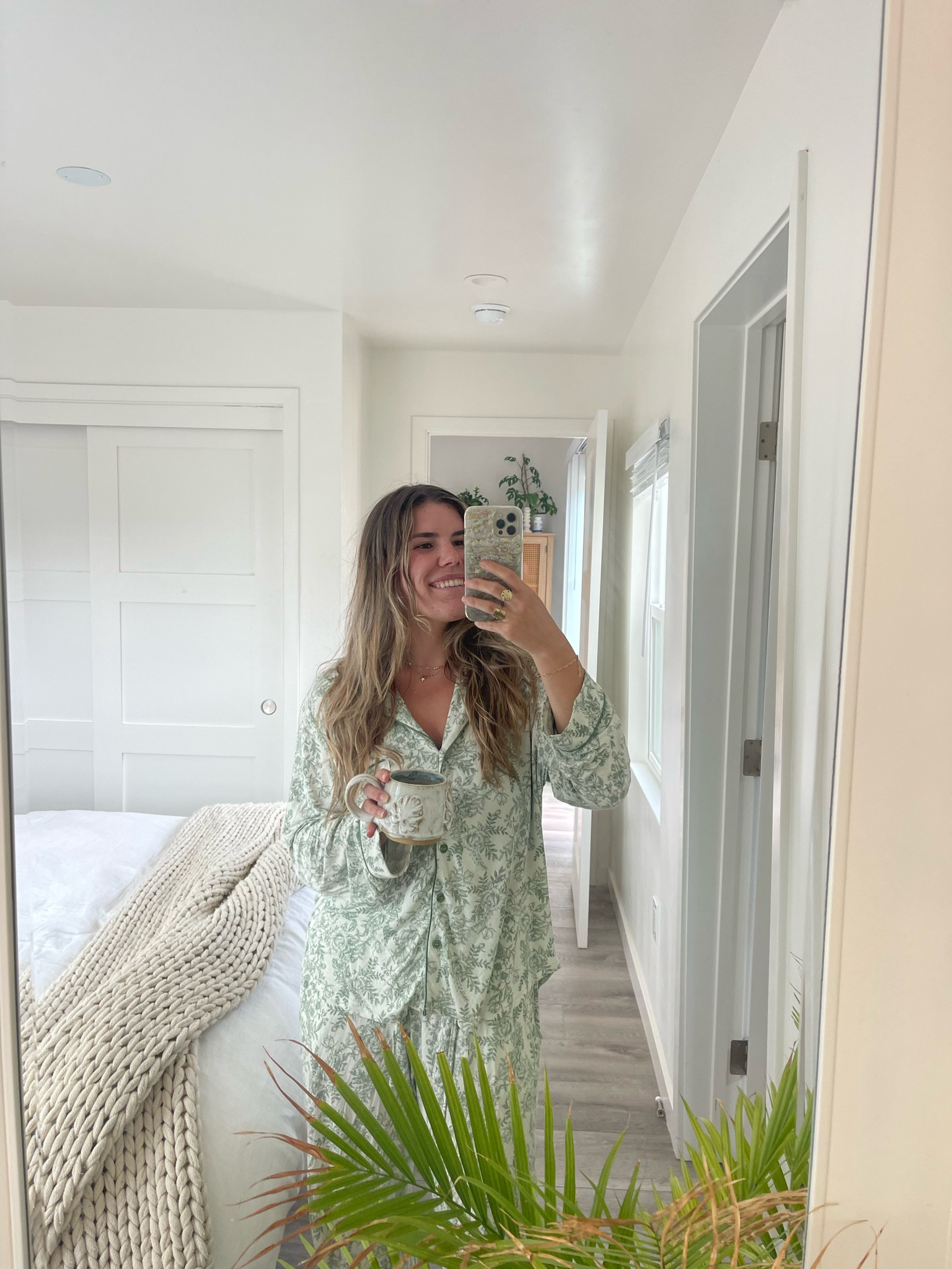 Morning routine video 🌞✨ PS MY FAVORITE PAJAMAS ARE BACK IN STOCK!!! They sell out so fast I can’t believe the print is back! run they are the coziest EVER 😭 update: yes I ordered them in pink 💕🌸