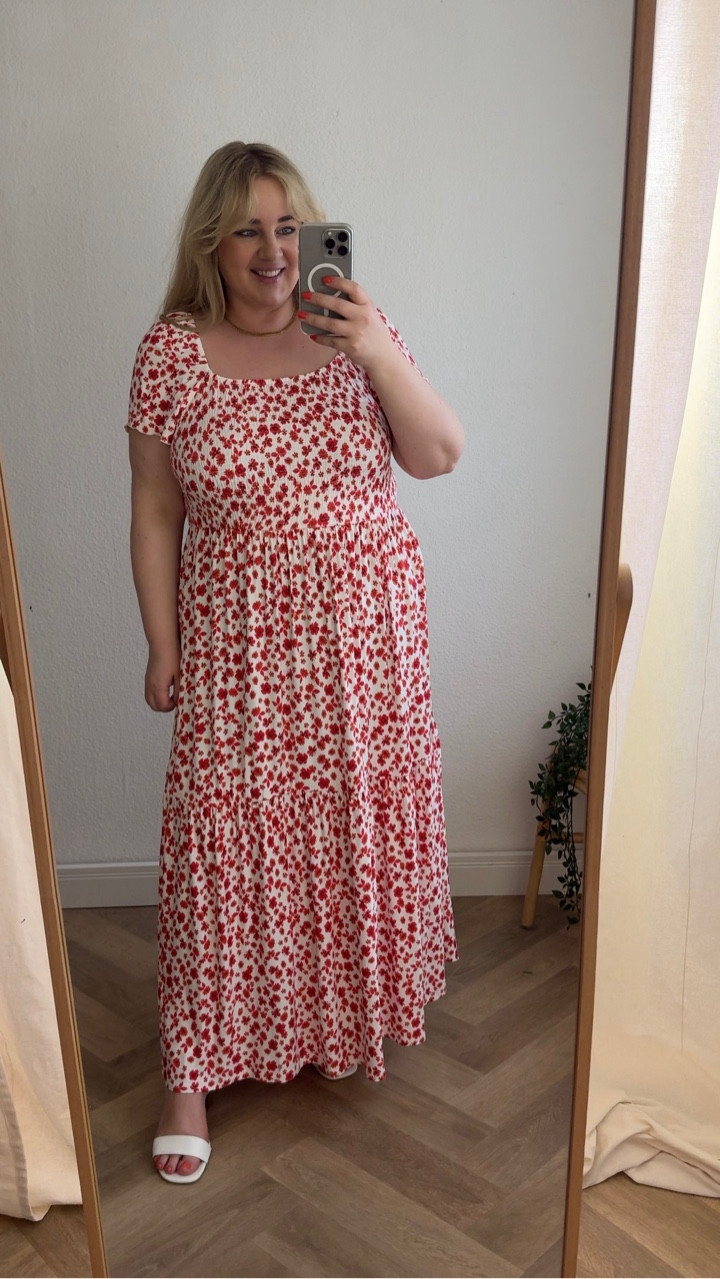Sommerkleid 💗

15 % mit dem Code  15BDAY

Der Code ist einmalig bis zum 17.05.2026 einlösbar. Der 15%-Gutschein gilt auf der Website (Mobil und Desktop) ab einem Einkauf von 80 €. In der bonprix-App ist der 15%-Gutschein ohne Mindestbestellwert einlösbar

#plussizefashion #kleid

#LTKdeutschland #LTKkleider #LTKplussize