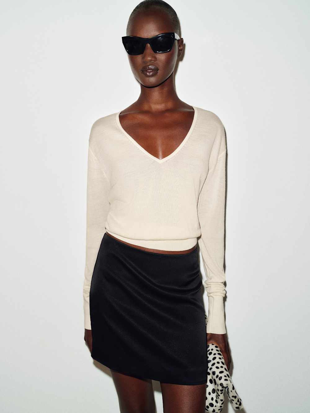 Micah V-Neck Sweater Top | Reformation (Global)