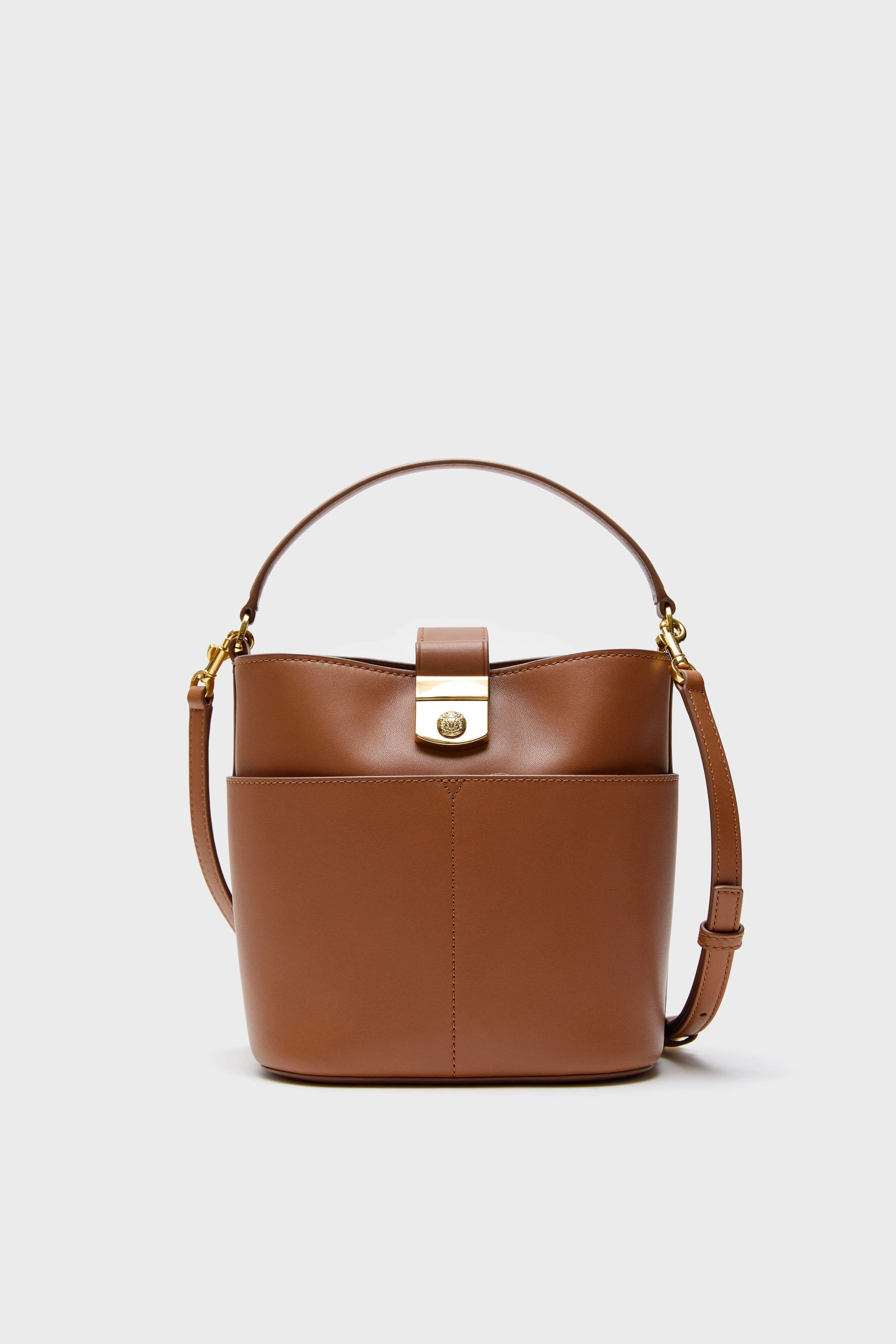Hazelwood Small Crest Lock Bucket Bag | Tuckernuck (US)