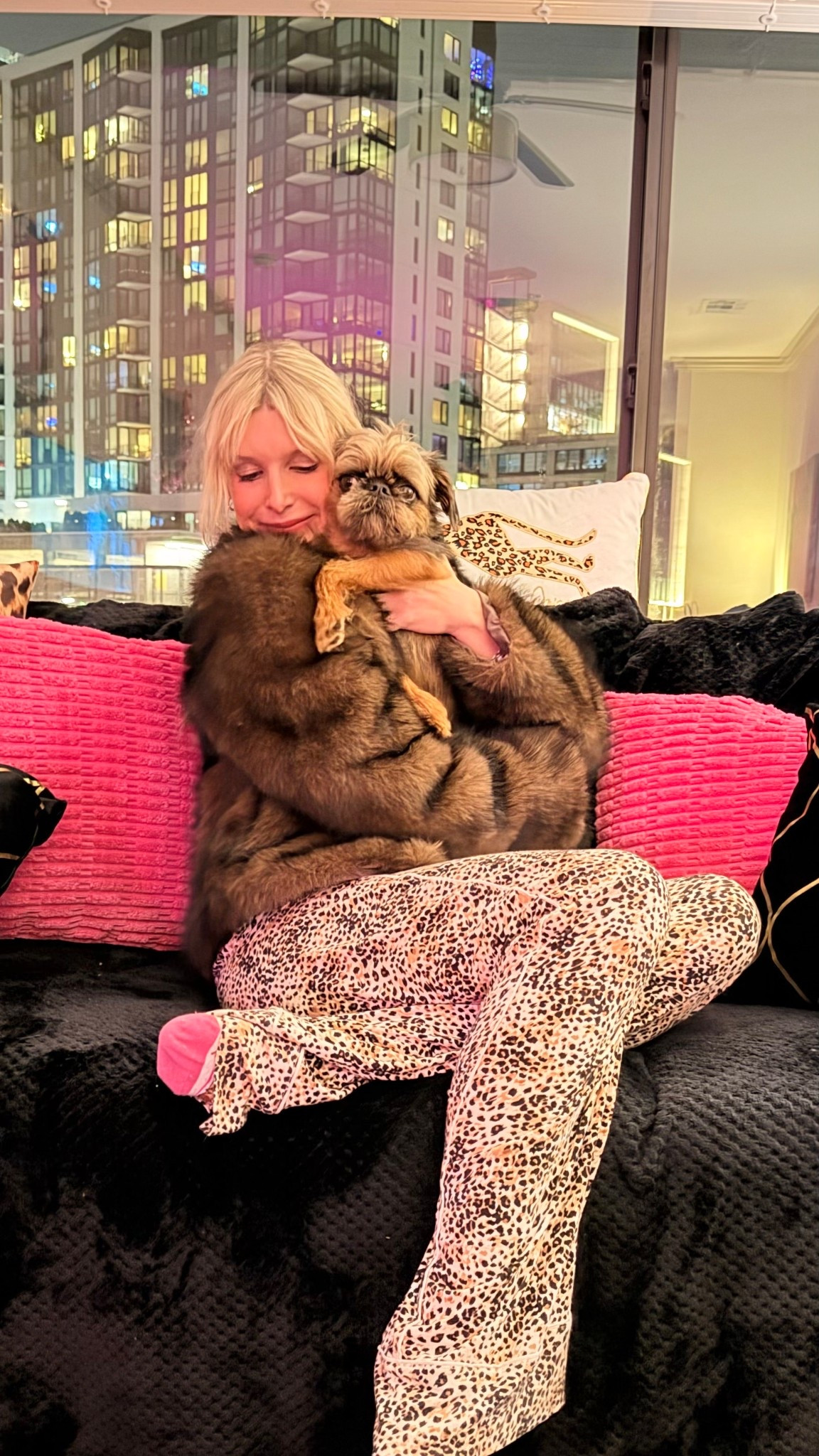 Pacino coat aka my fav “fur” coat that looks like Pacino lol 

#LTKHome #LTKValentine #LTKSeasonal