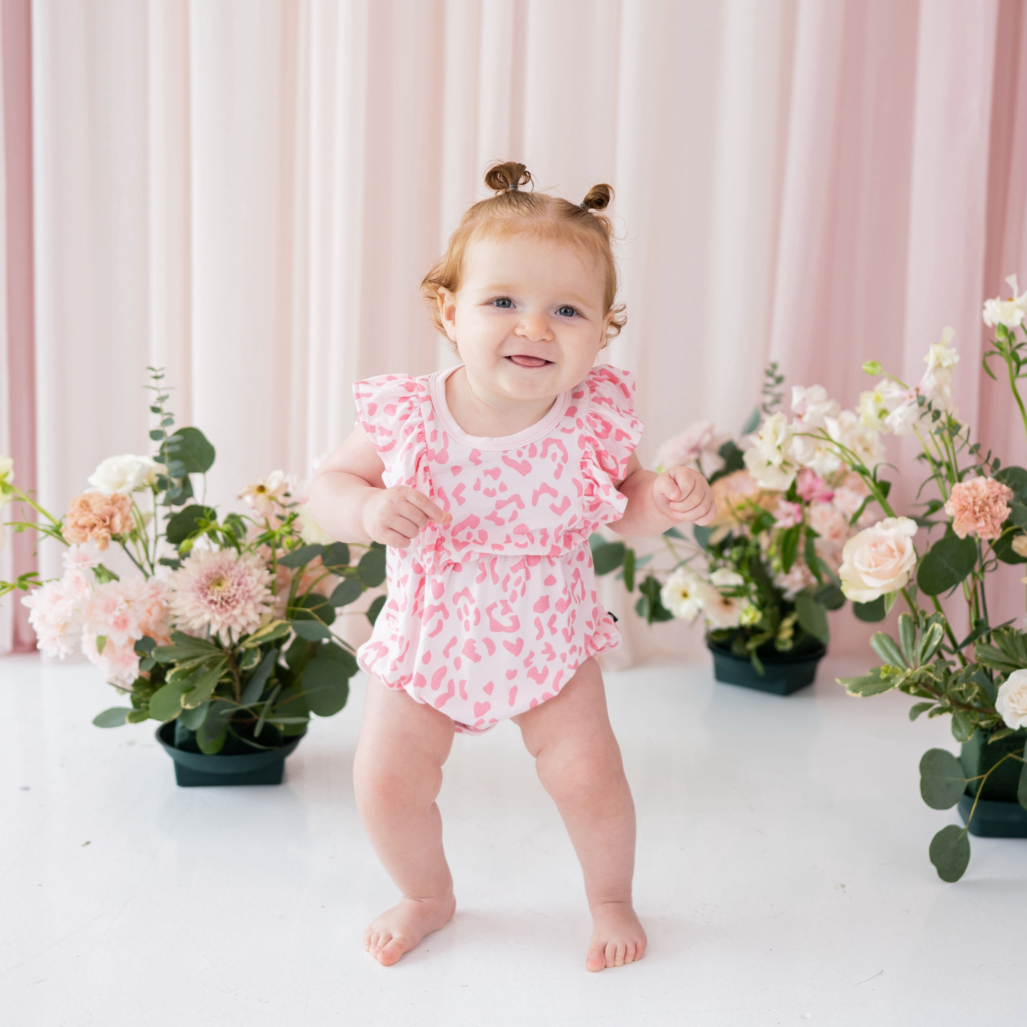 It’s so crazy seeing her stand… she’s soooo close to walking, I can feel it! 

#LTKkids #LTKbaby #LTKfamily