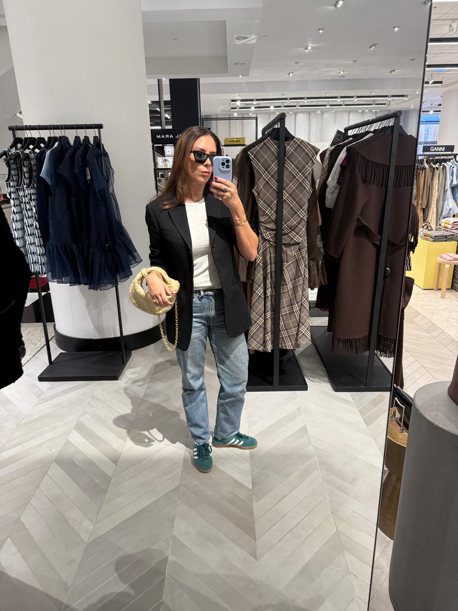 What I wear for a day of mom life and shopping

#LTKootd #LTKdayinmylife #LTKmomlife